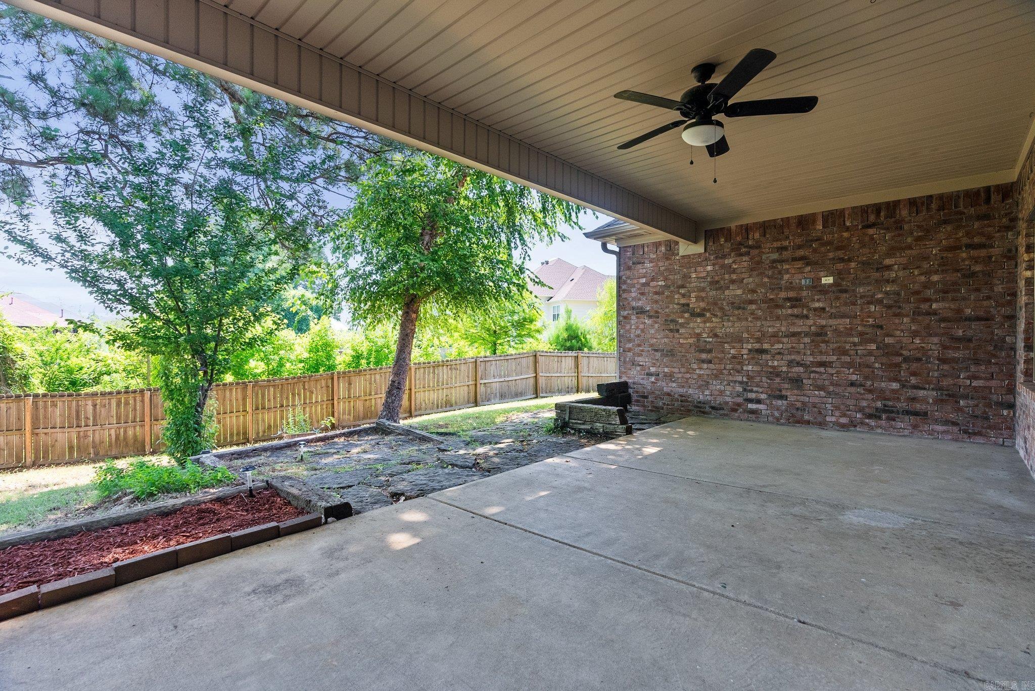918 Hunter Lee Drive Bryant, AR 72019
