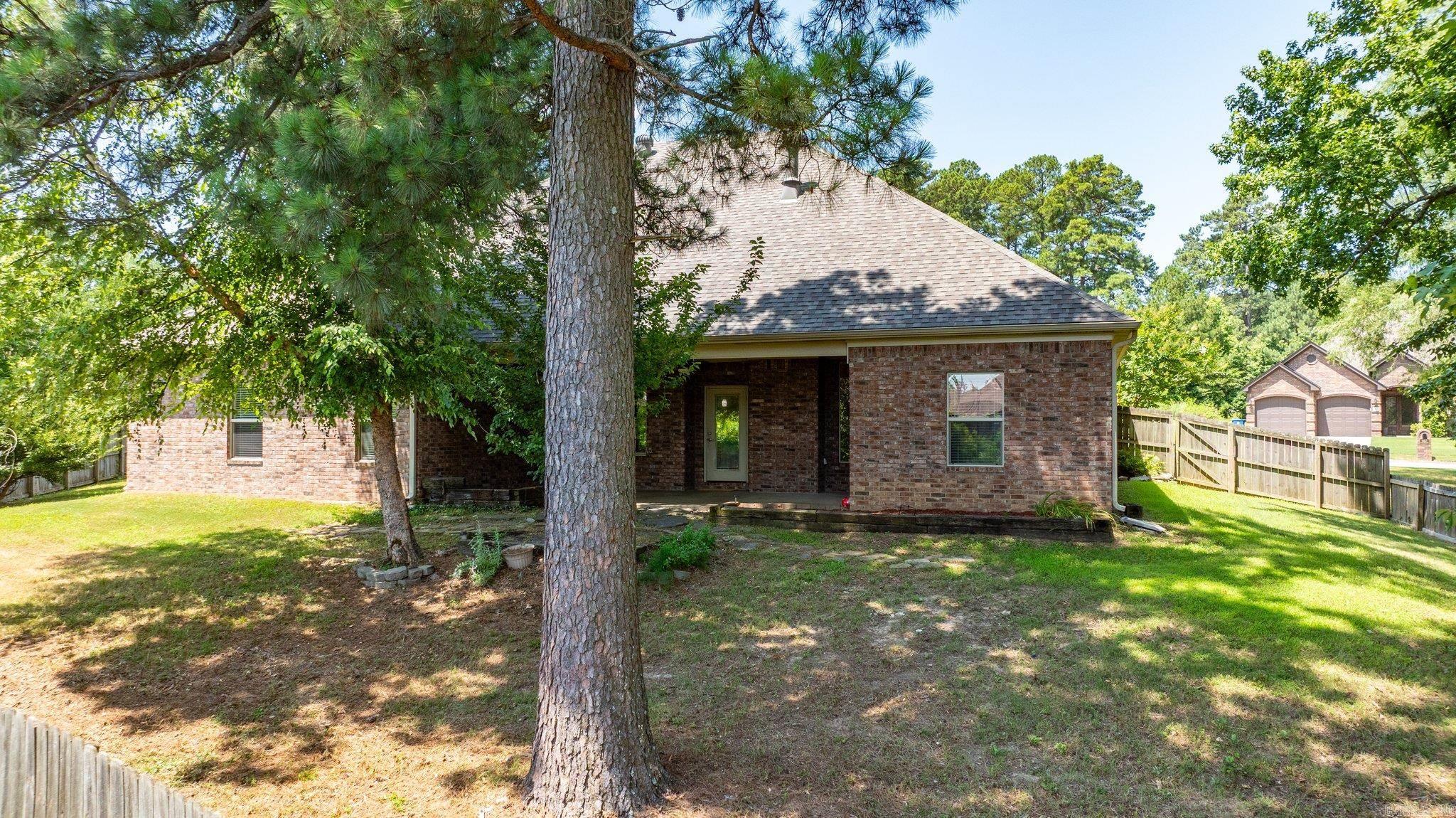 918 Hunter Lee Drive Bryant, AR 72019
