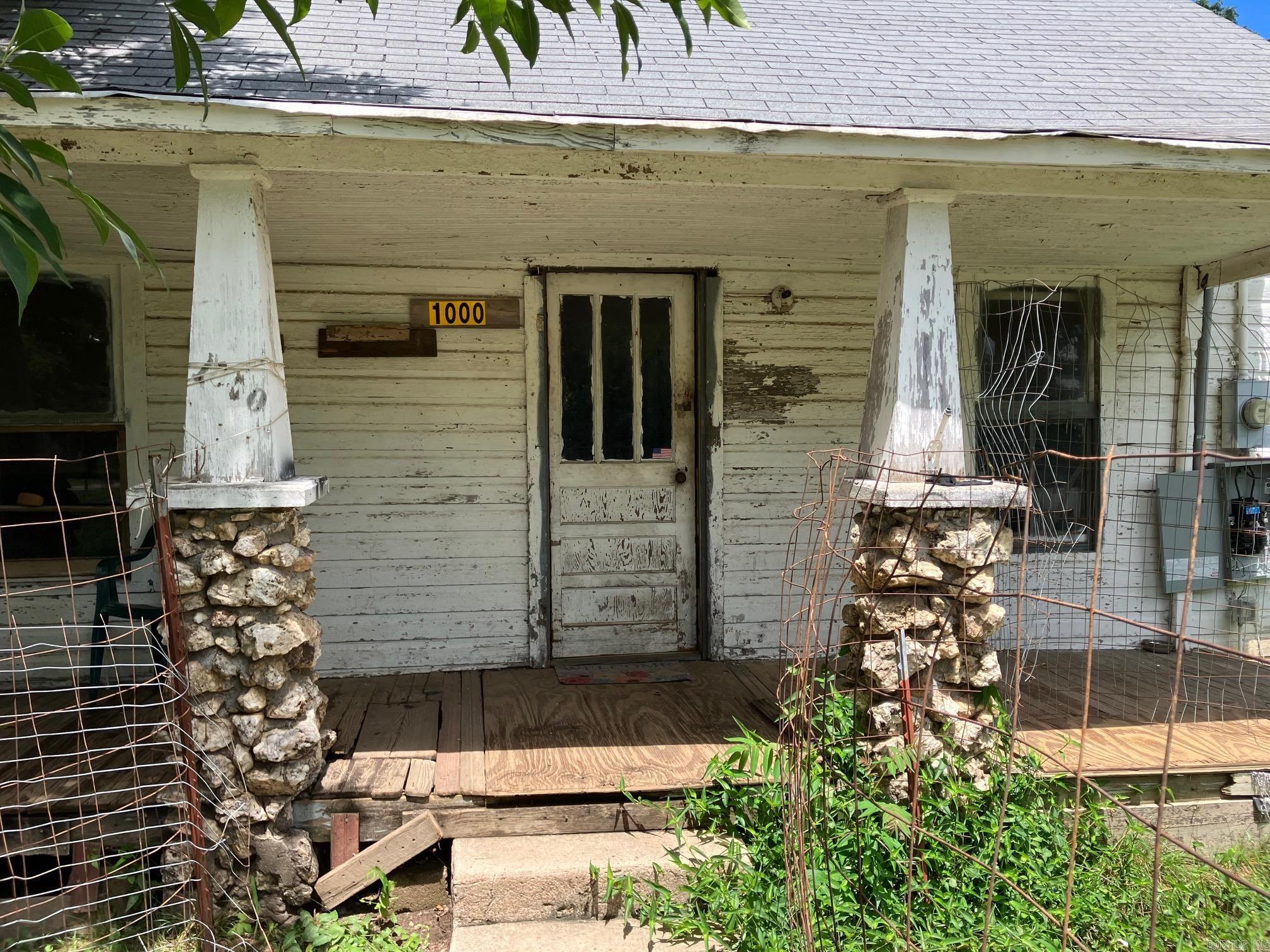 1000 Third Street  Mena, AR