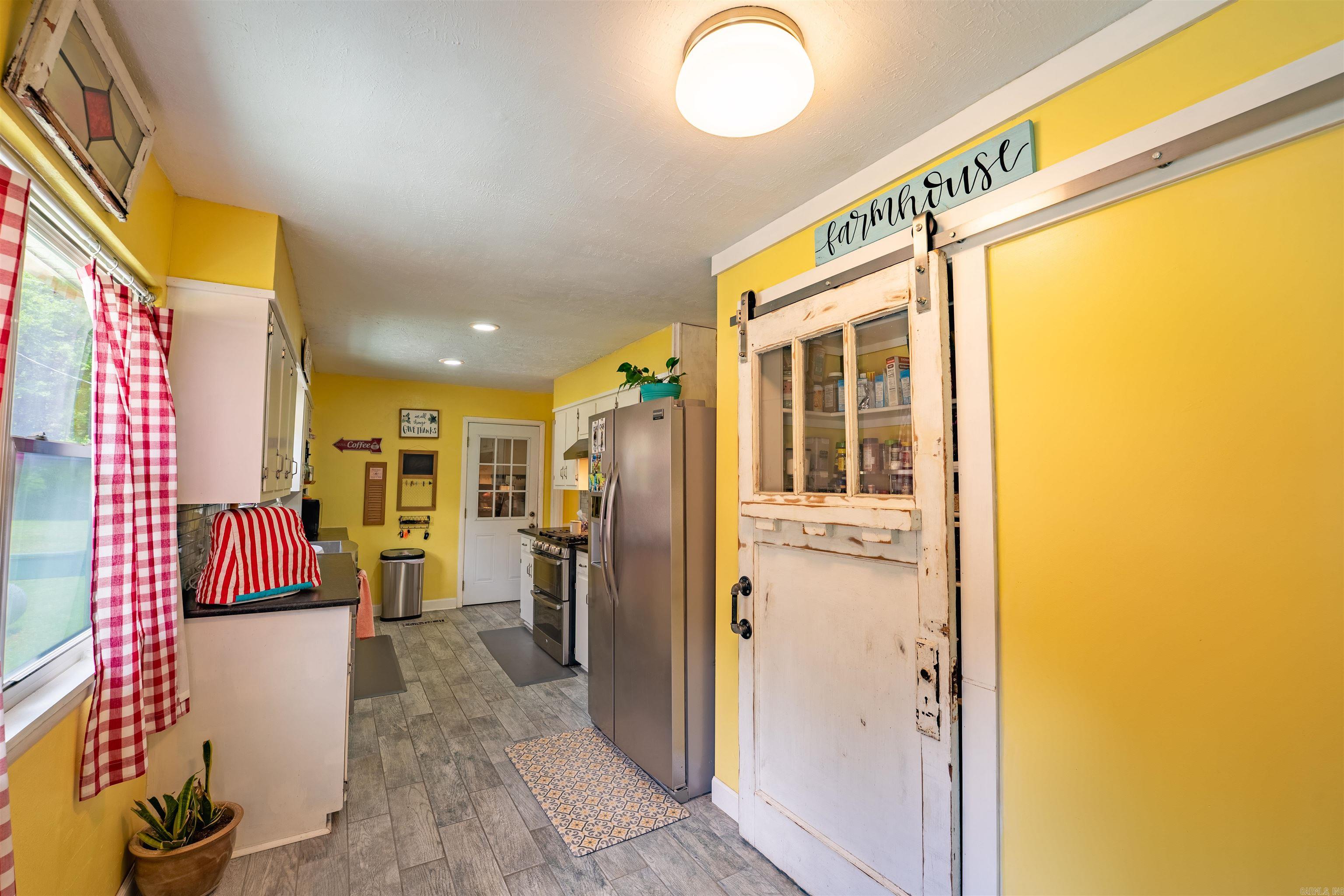 220 W Lawson  Alexander, AR