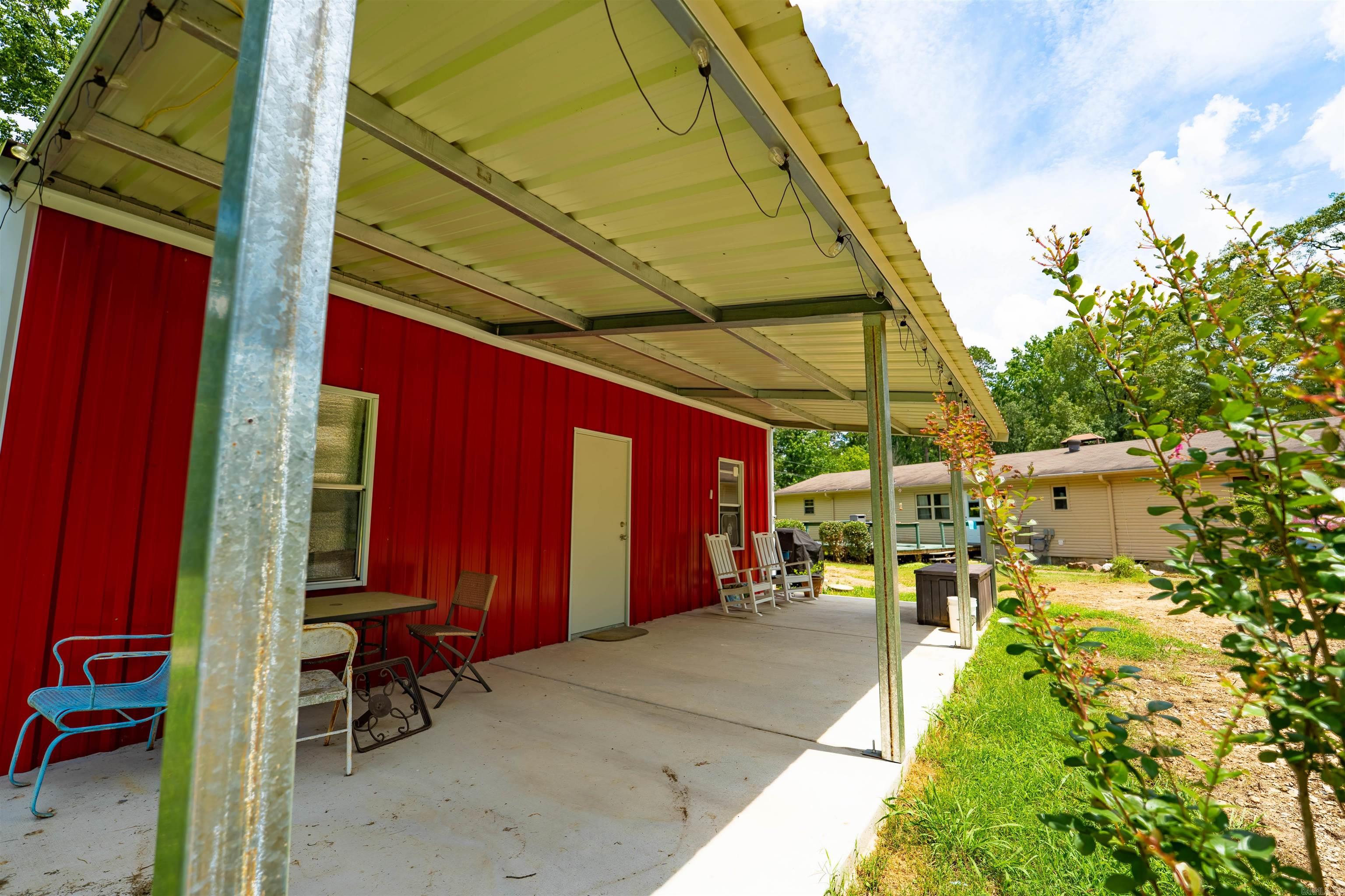 220 W Lawson  Alexander, AR