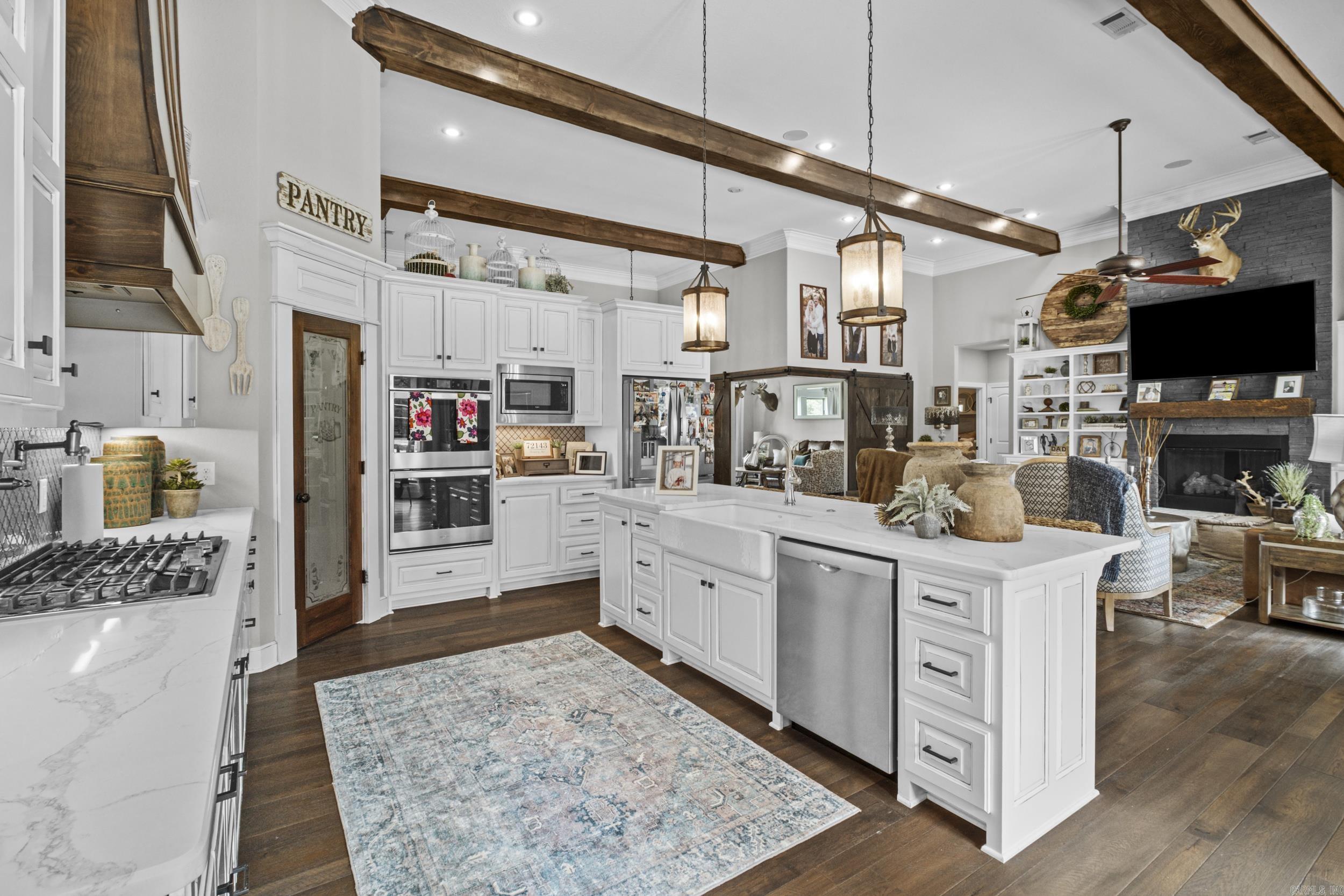 642 Morris School Road Searcy, AR 72143