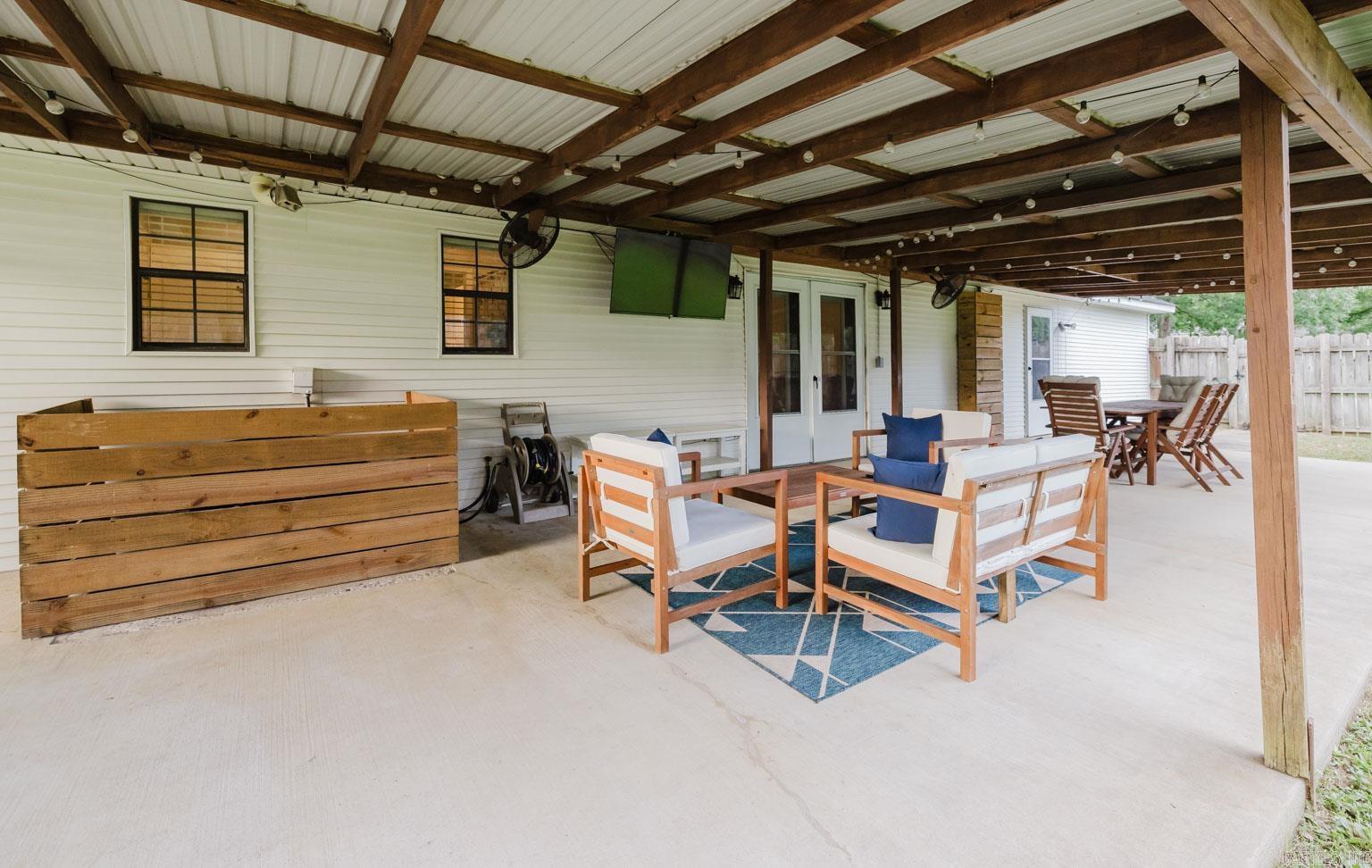 2501 Brookwood  Benton, AR