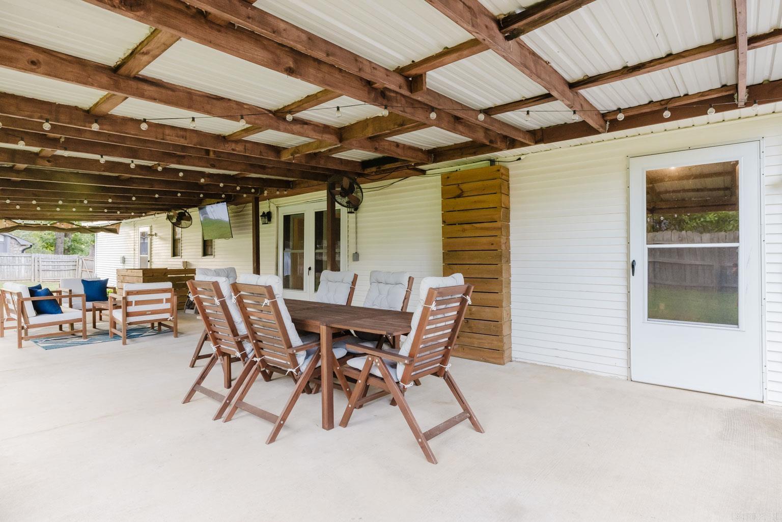 2501 Brookwood  Benton, AR