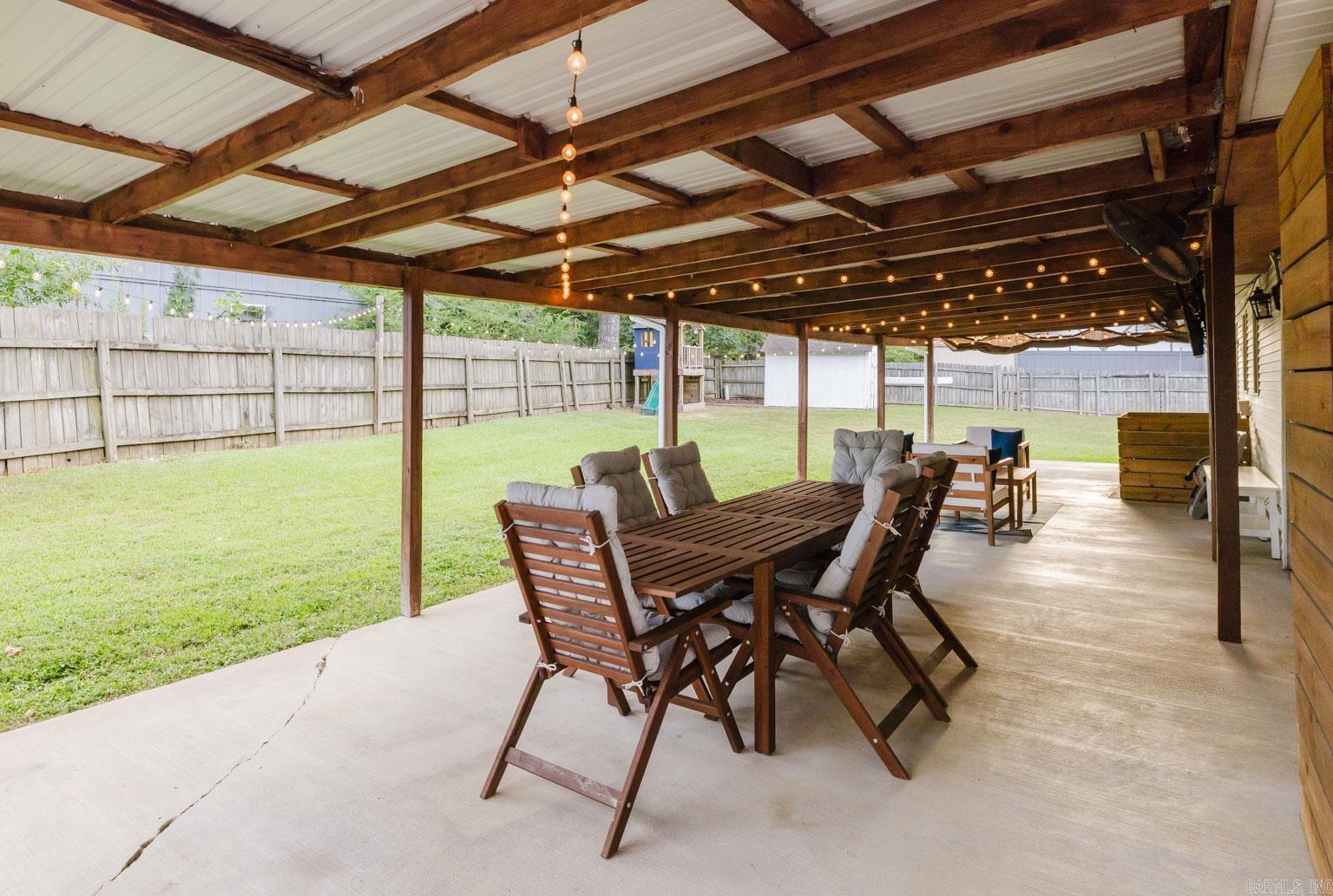 2501 Brookwood  Benton, AR