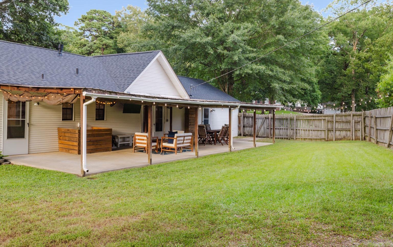 2501 Brookwood  Benton, AR