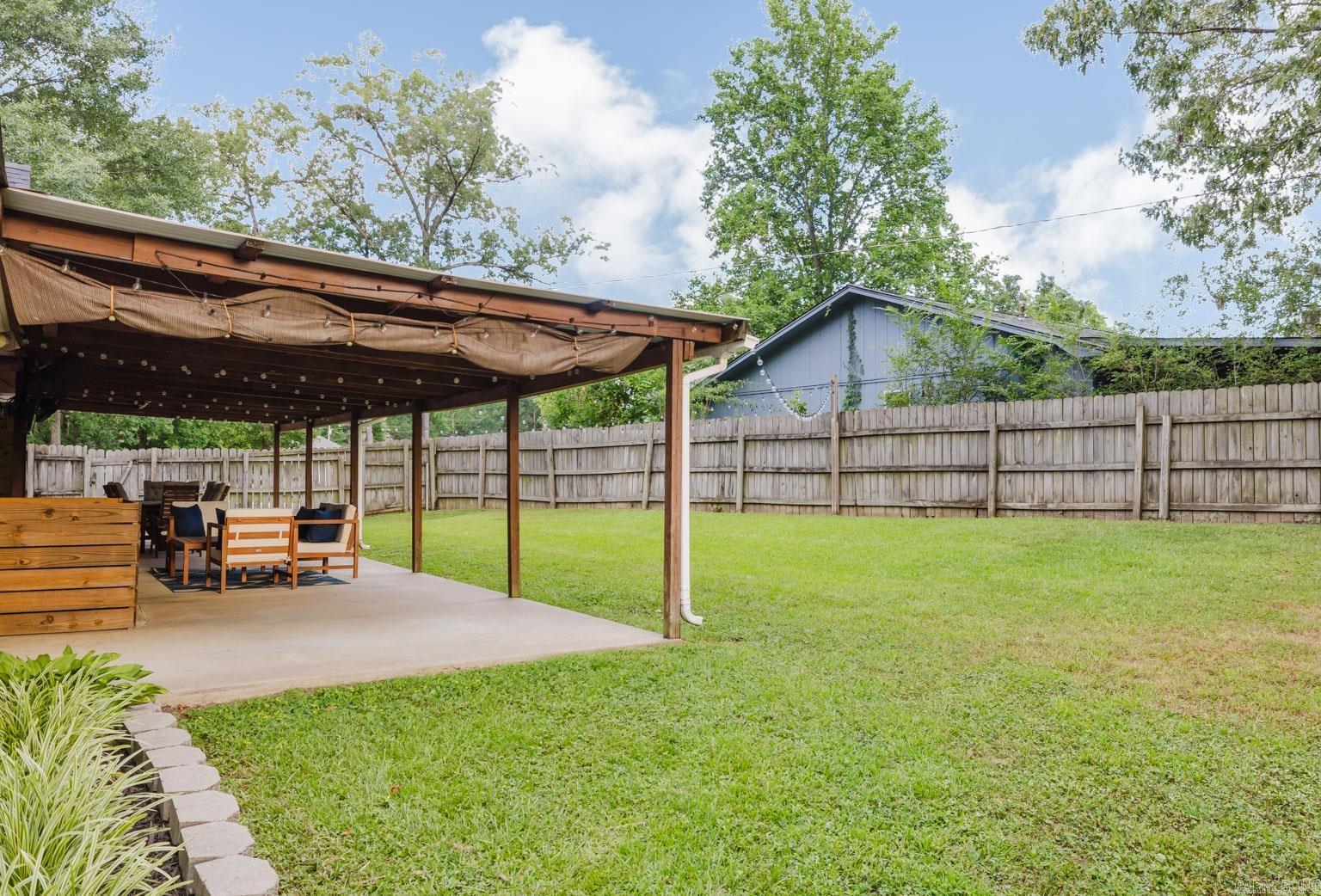 2501 Brookwood  Benton, AR