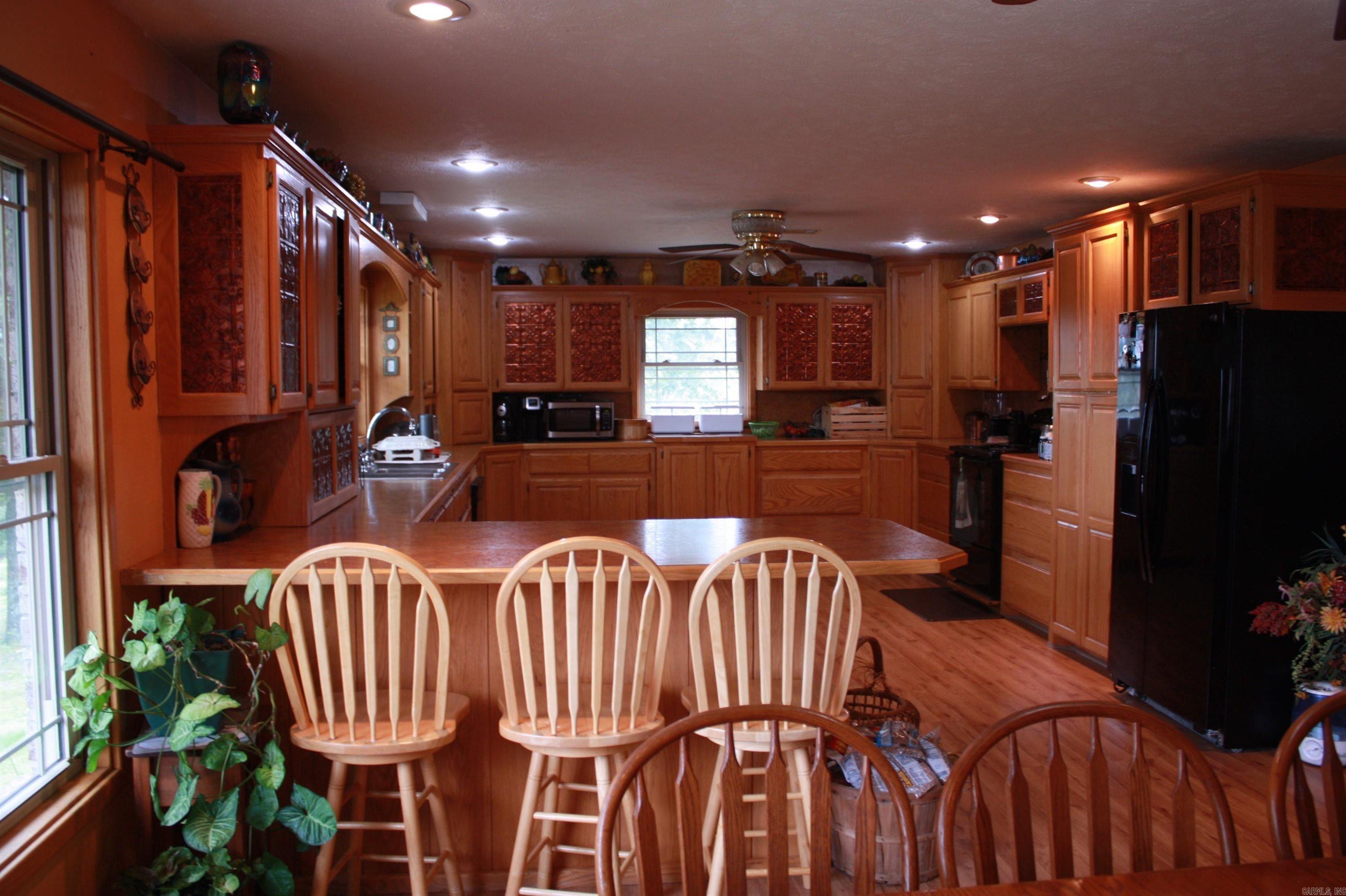 708 Kid Phillips Rd  Marshall, AR