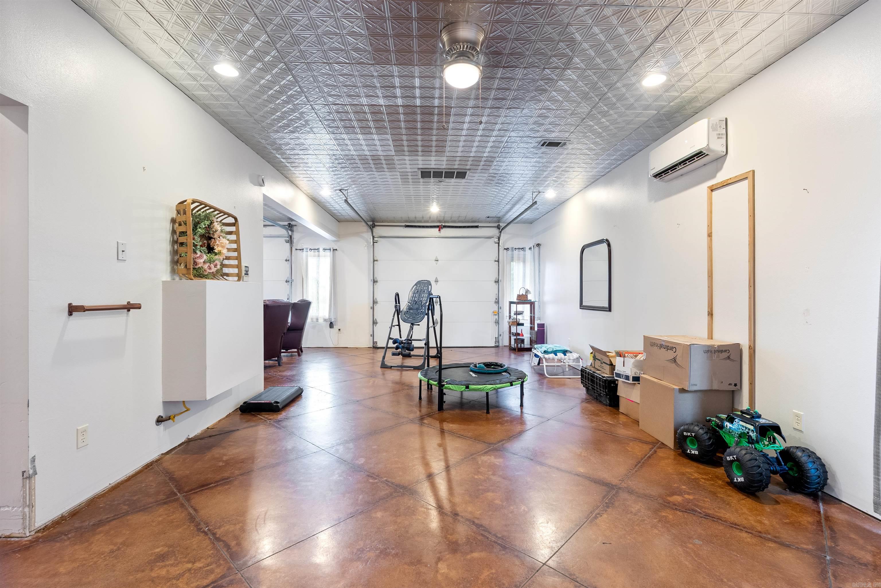 1687 HWY 64 W El Paso, AR 72045