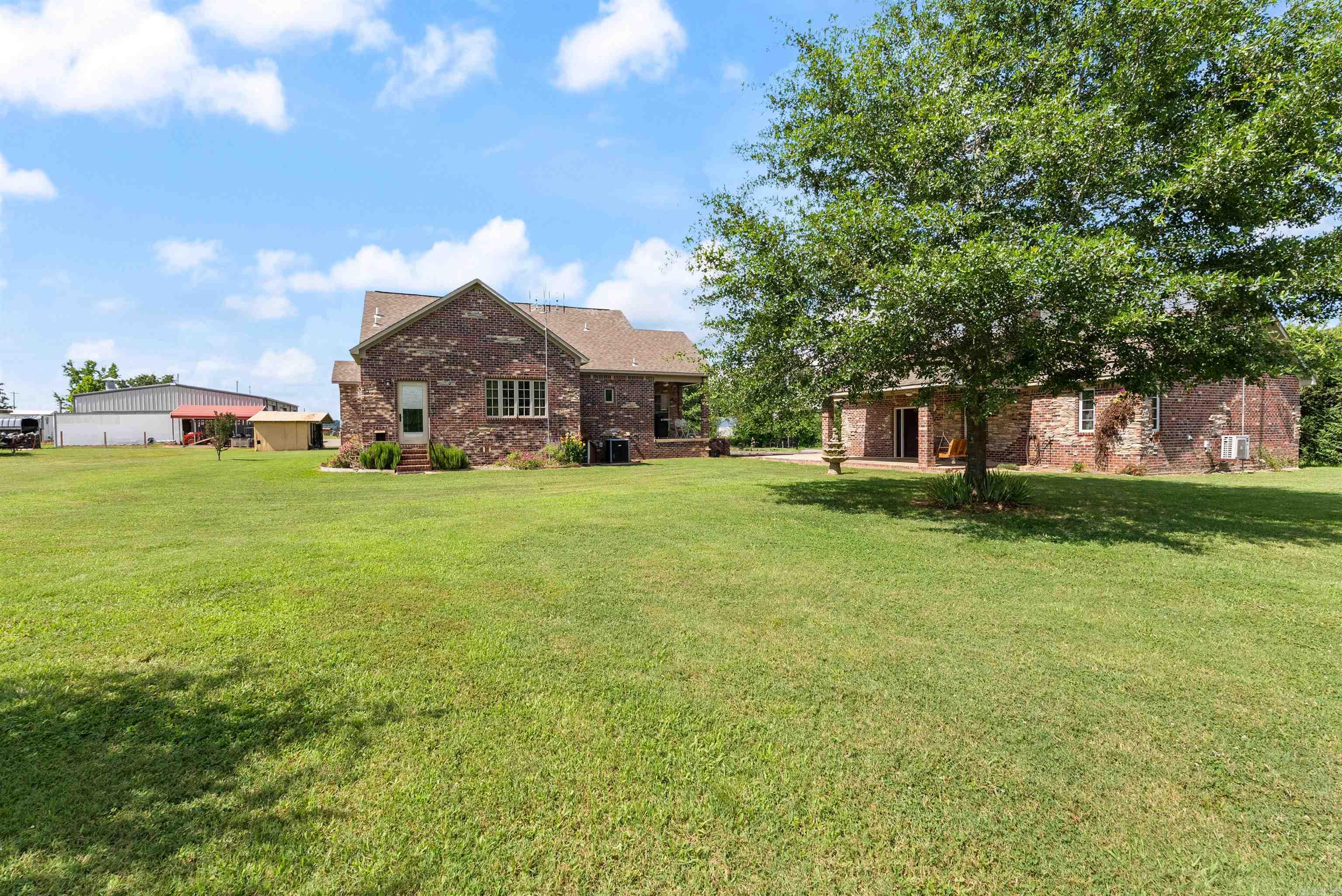1687 HWY 64 W El Paso, AR 72045