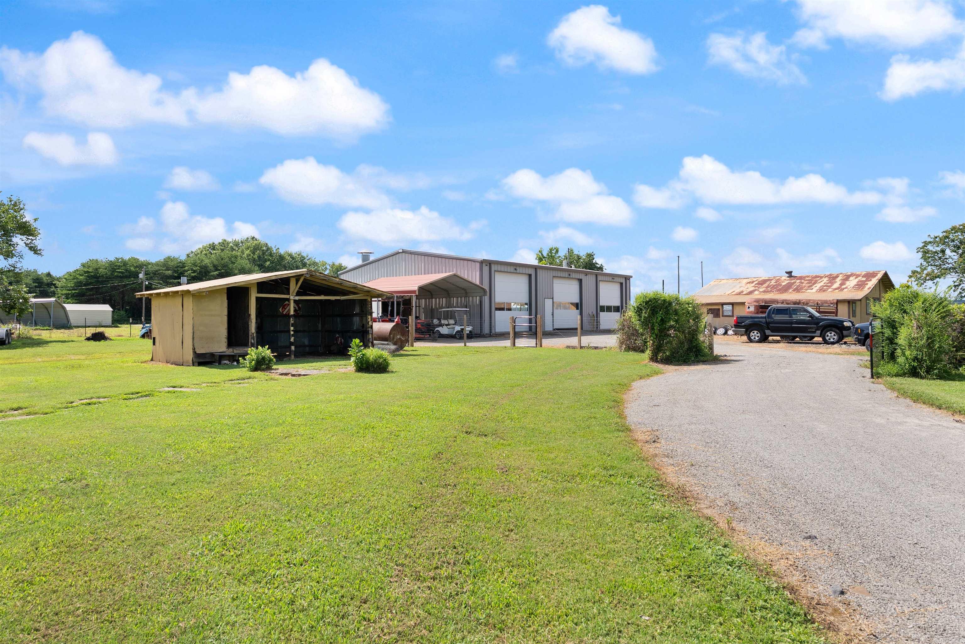 1687 HWY 64 W El Paso, AR 72045