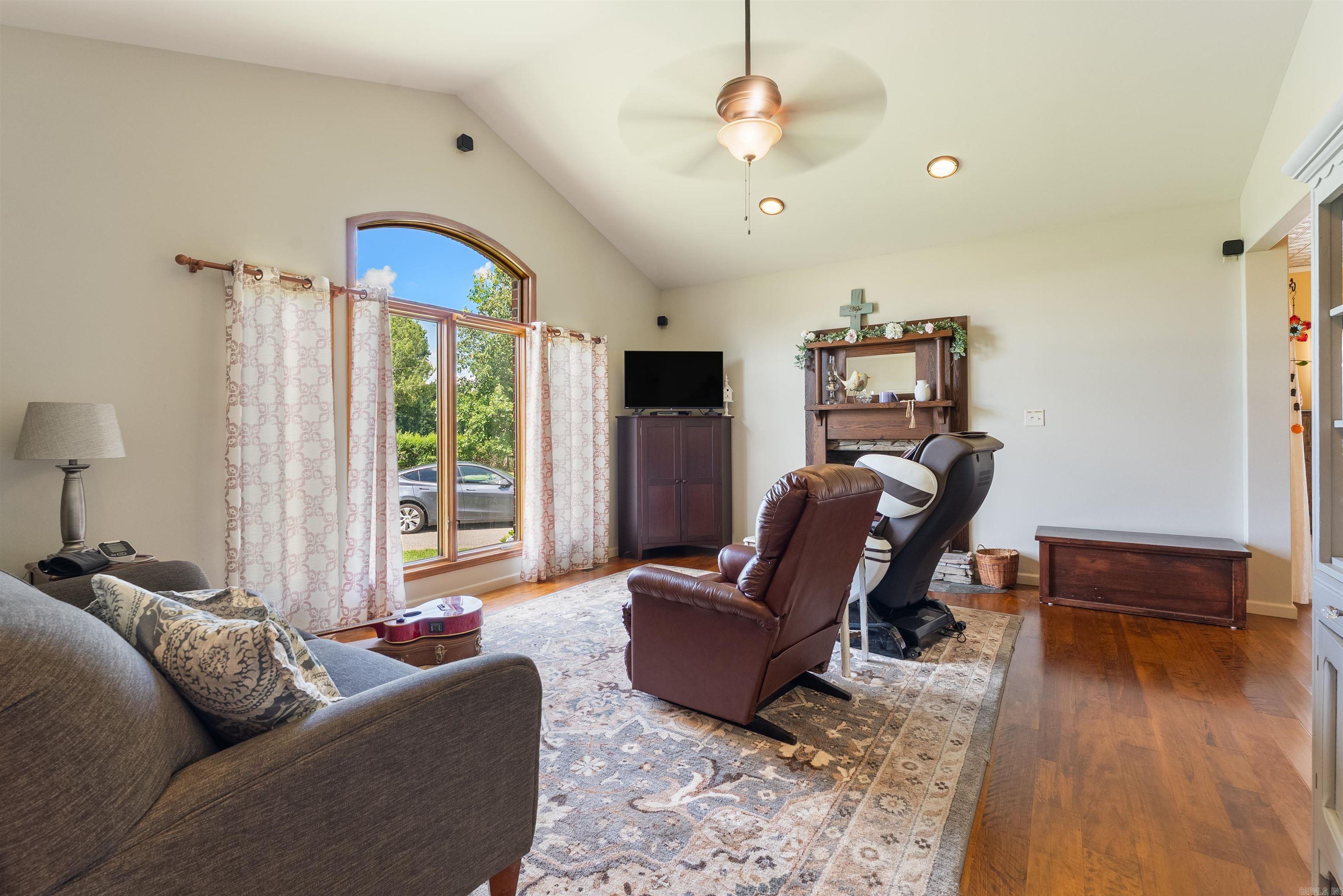 1687 HWY 64 W El Paso, AR 72045