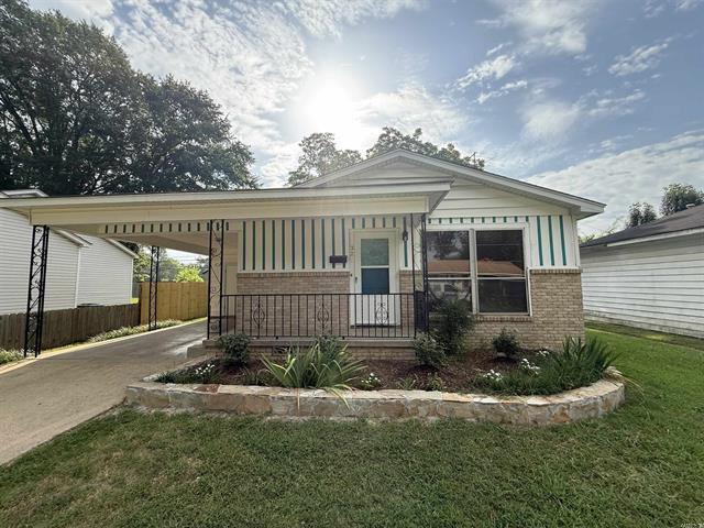 221  Crouch  Benton, AR