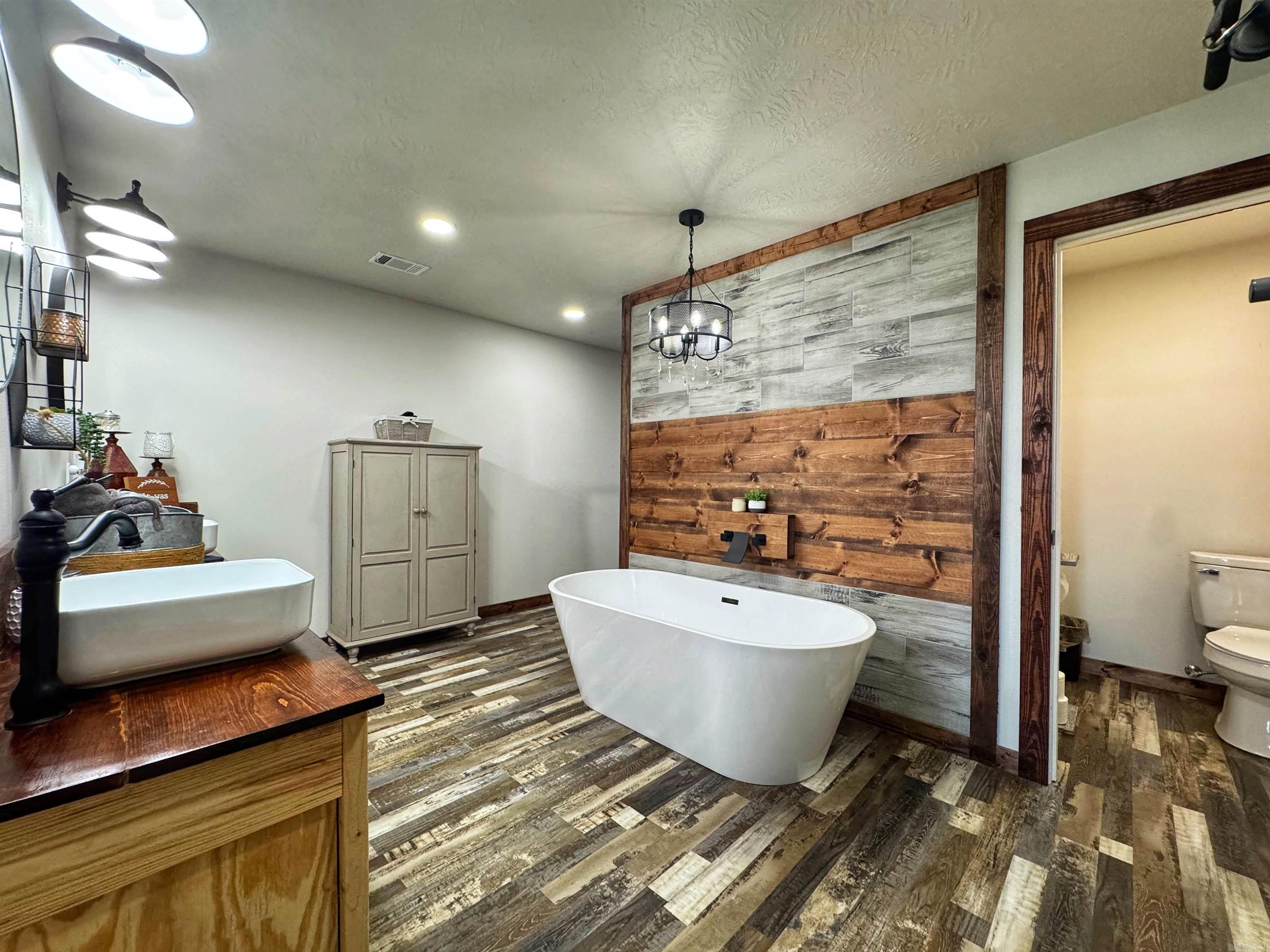 178 Paw Paw Ridge Road Hardy, AR 72542
