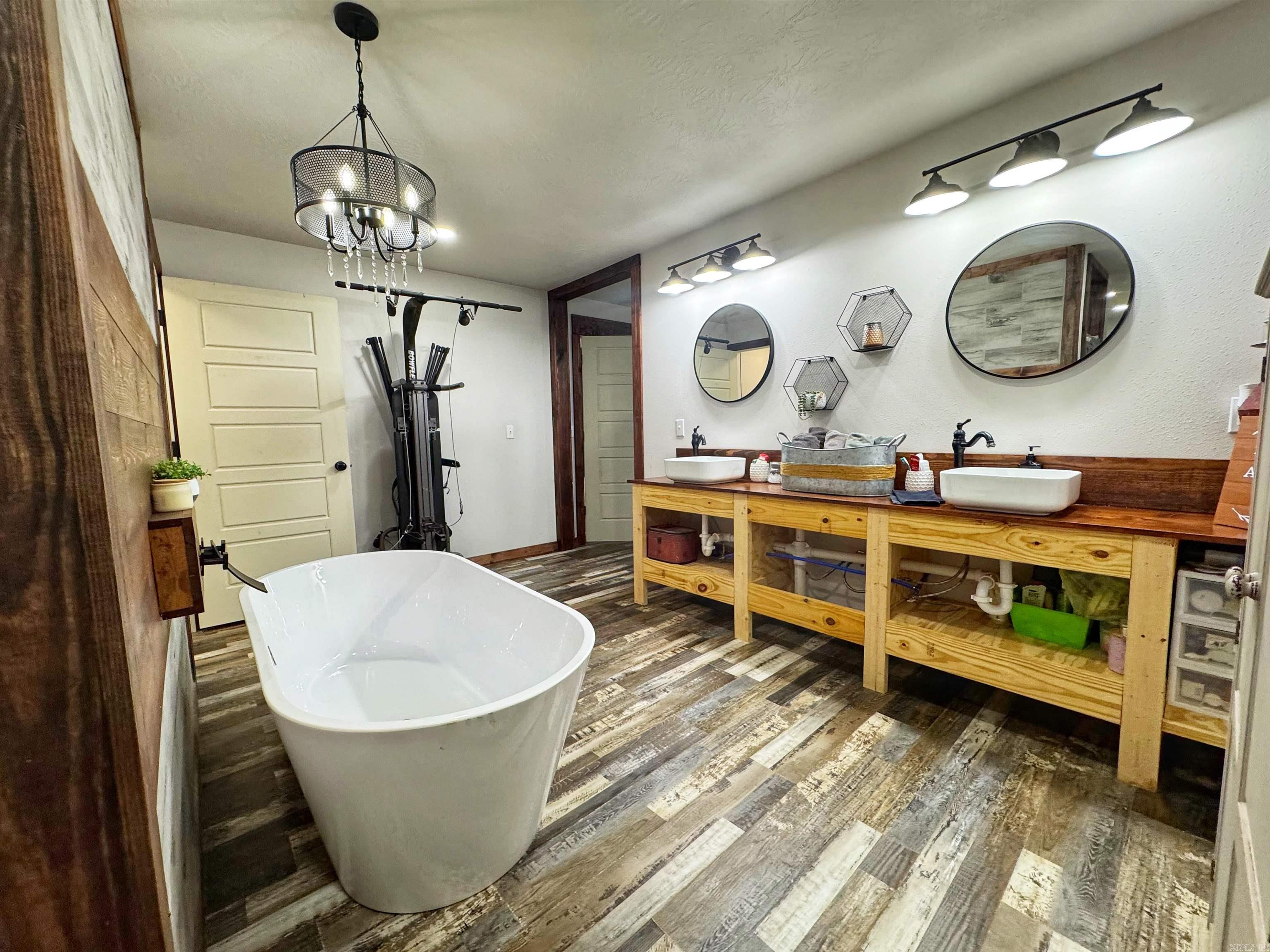 178 Paw Paw Ridge Road Hardy, AR 72542
