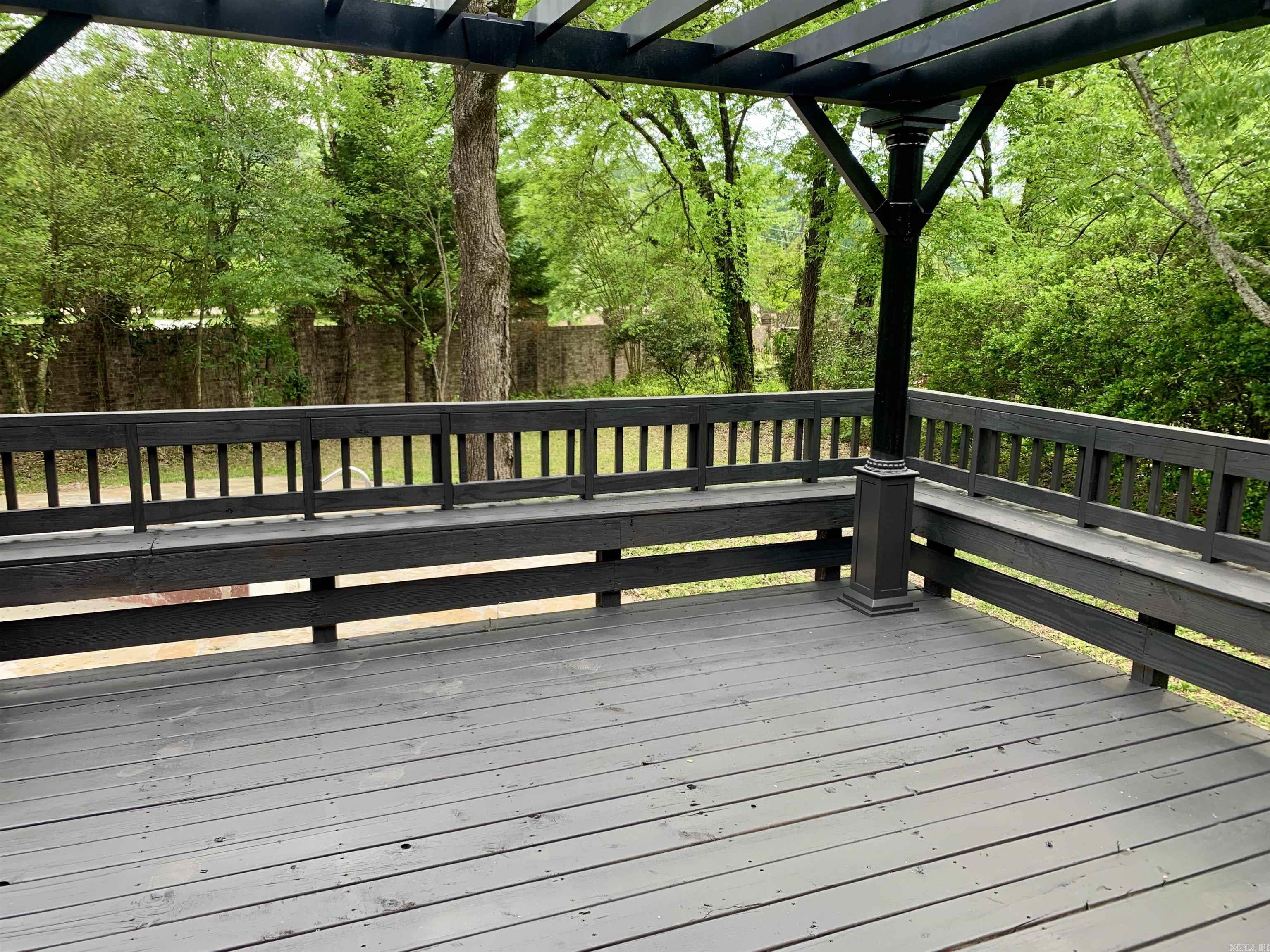 63 Valley Estate Court Little Rock, AR 72212