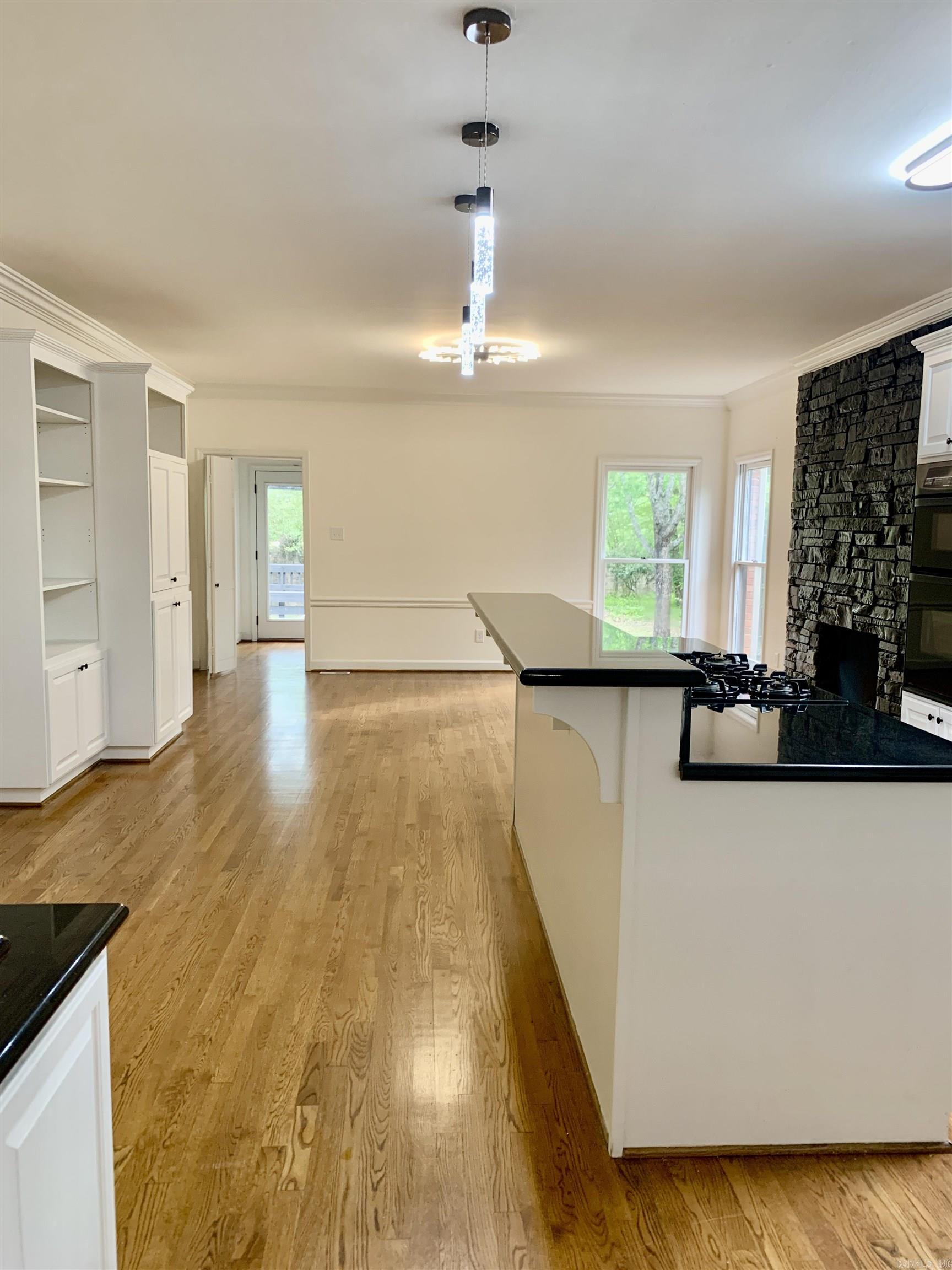 63 Valley Estate Court Little Rock, AR 72212