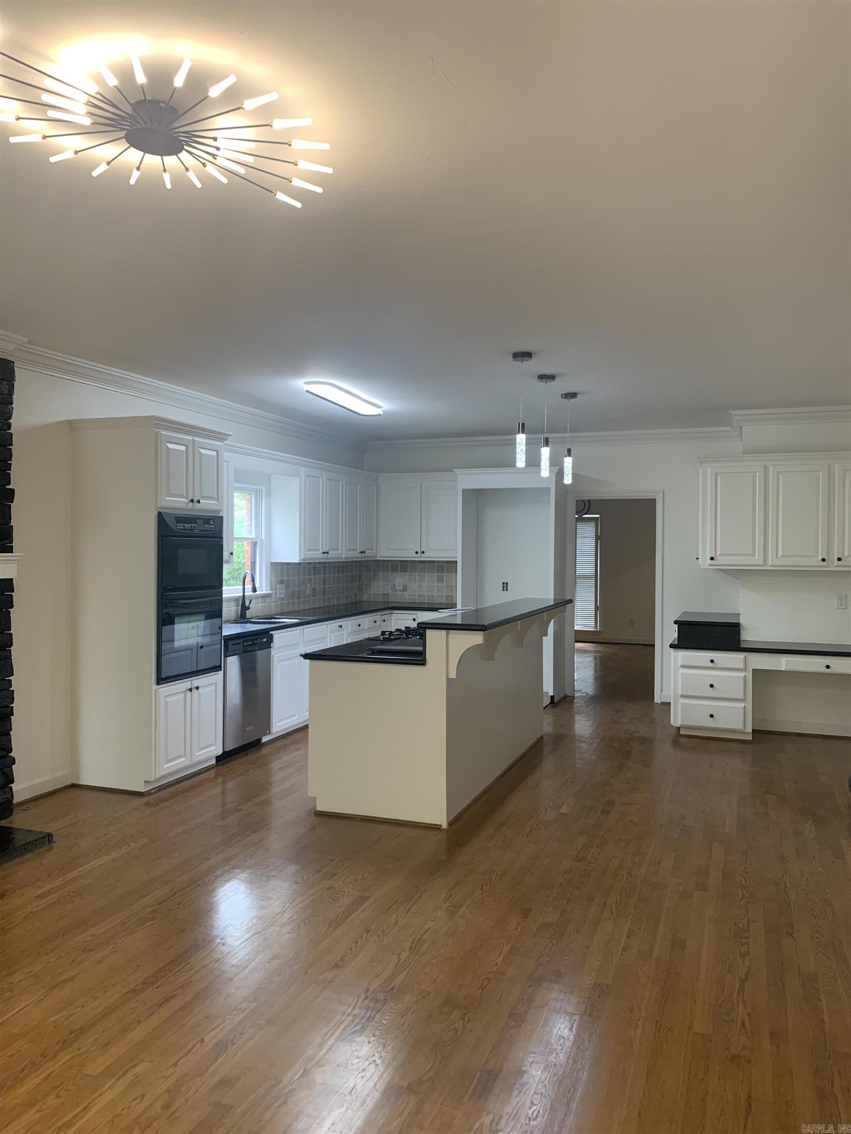 63 Valley Estate Court Little Rock, AR 72212