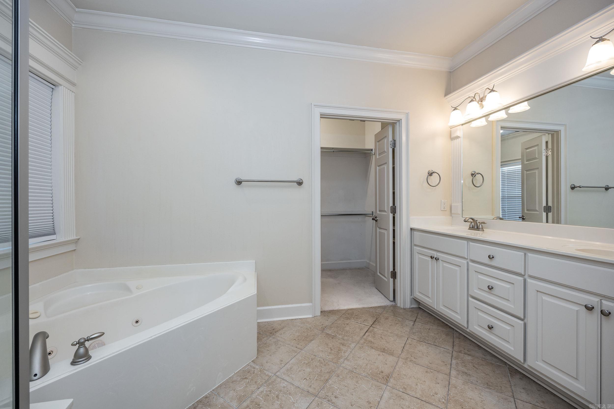 3015 Woodsgate Drive Little Rock, AR 72211-4469