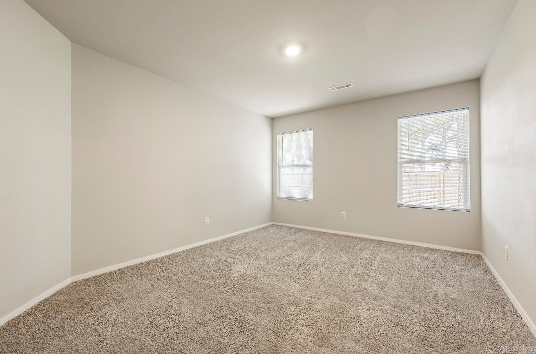 3705 S 1st  Rogers, AR