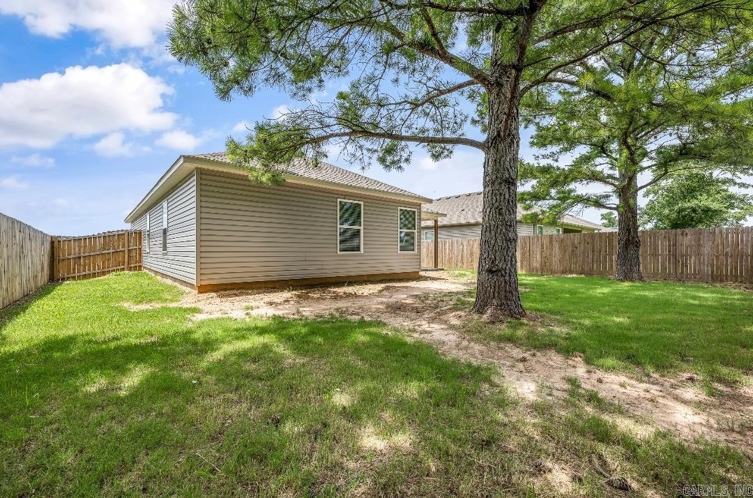 3705 S 1st  Rogers, AR