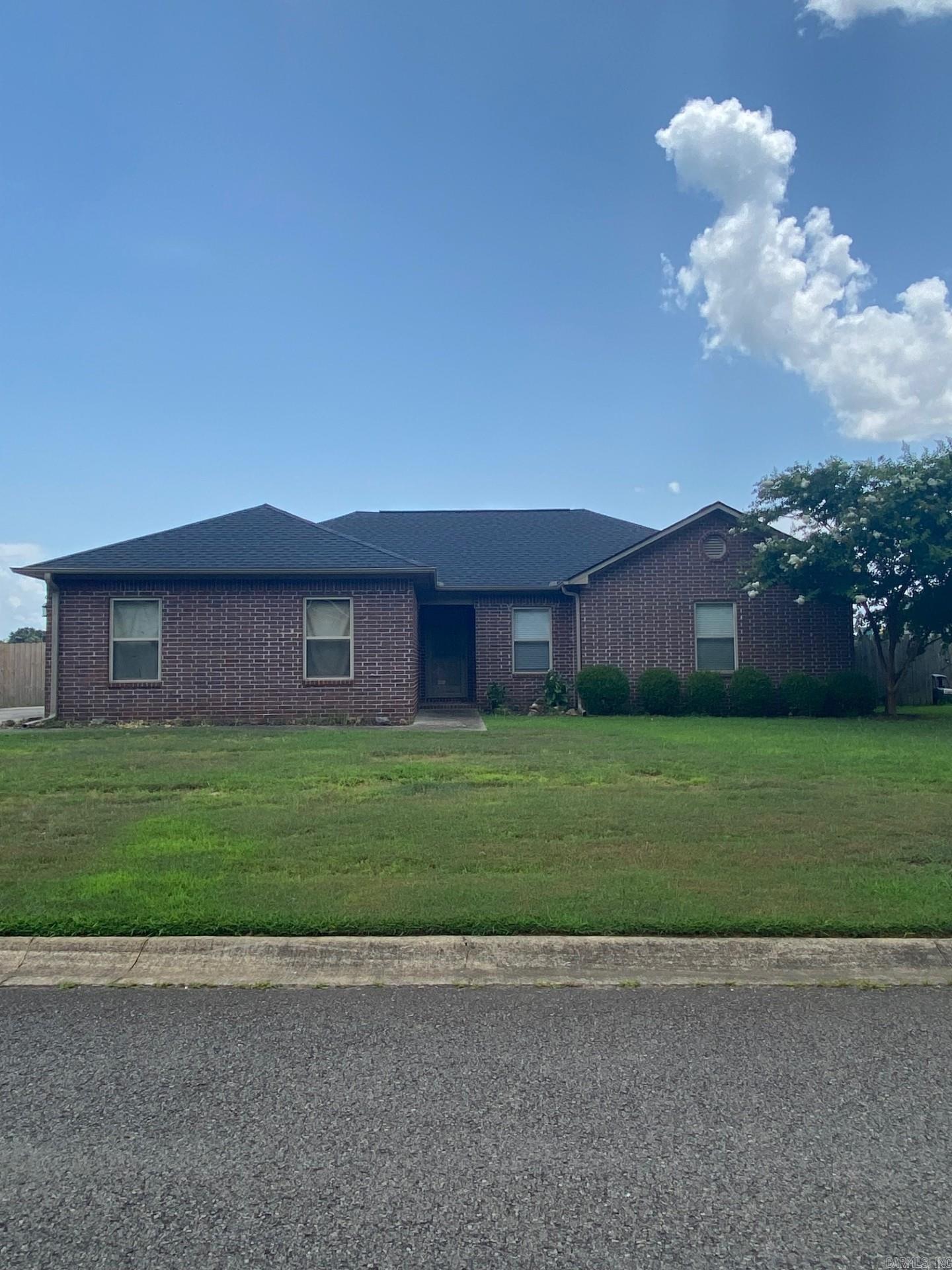 13 Birchwood Dr  Ward, AR