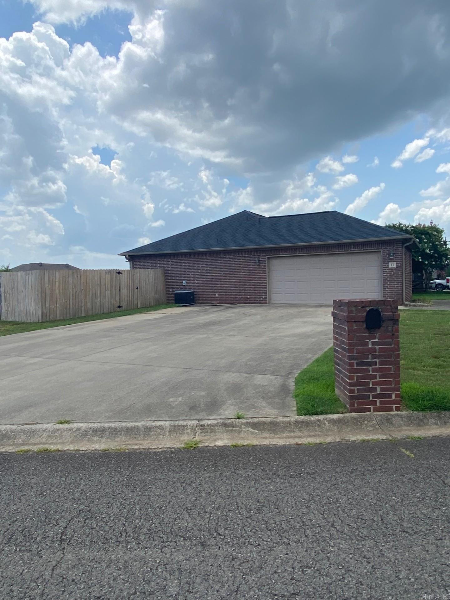 13 Birchwood Dr  Ward, AR