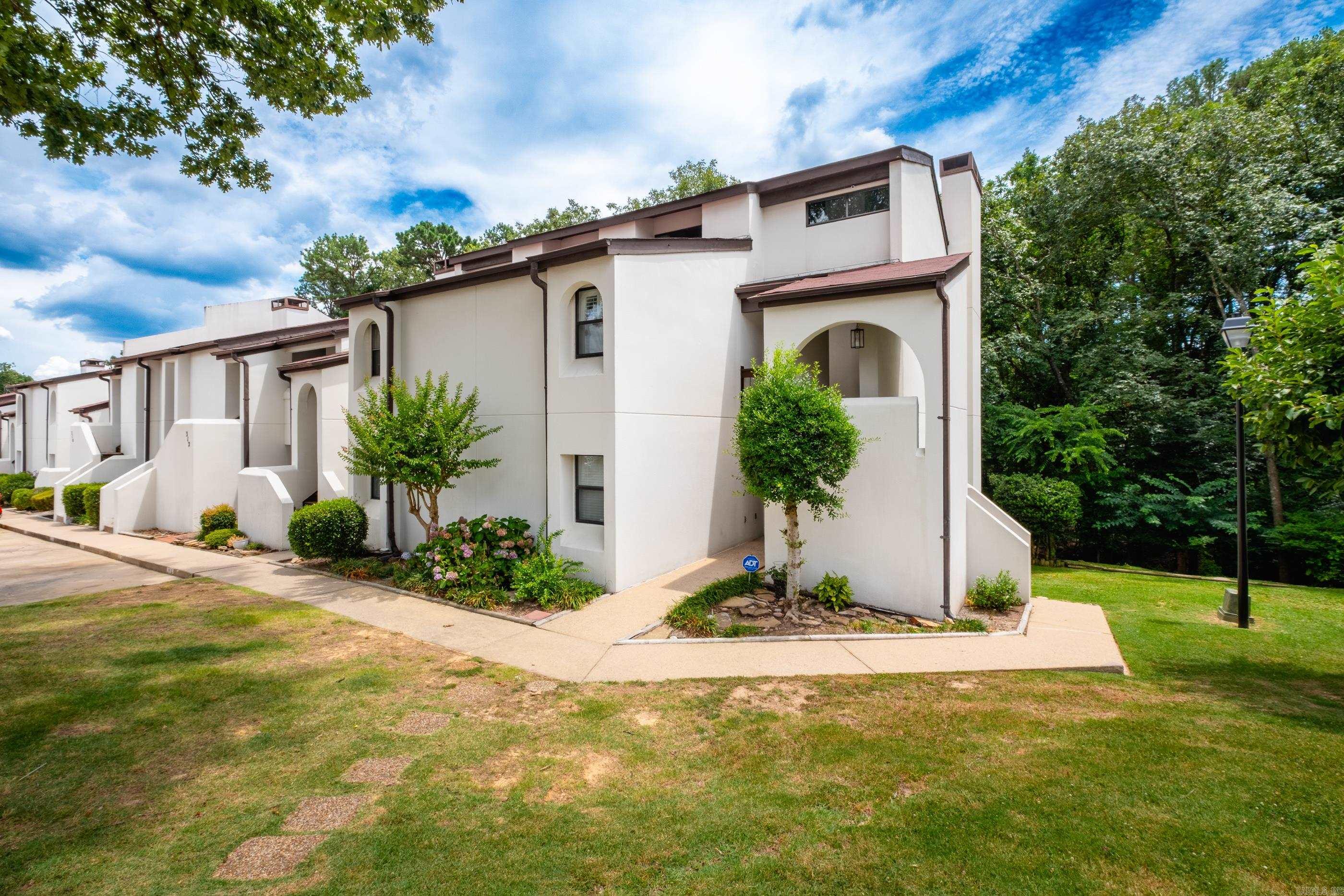 301 Kings Row Drive, 314 Little Rock, AR 72207