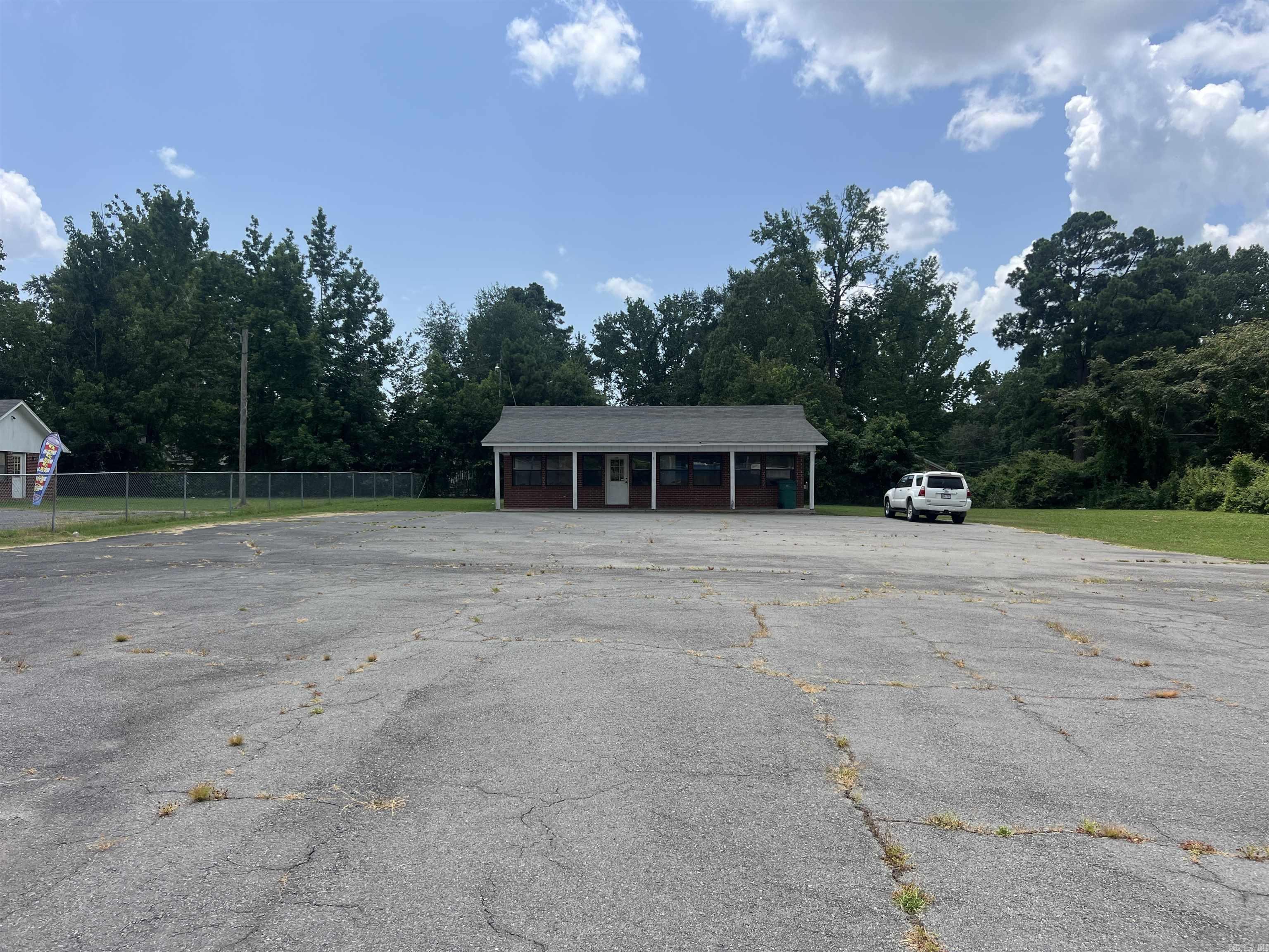 5412-5414 Dollarway Road  Pine Bluff, AR