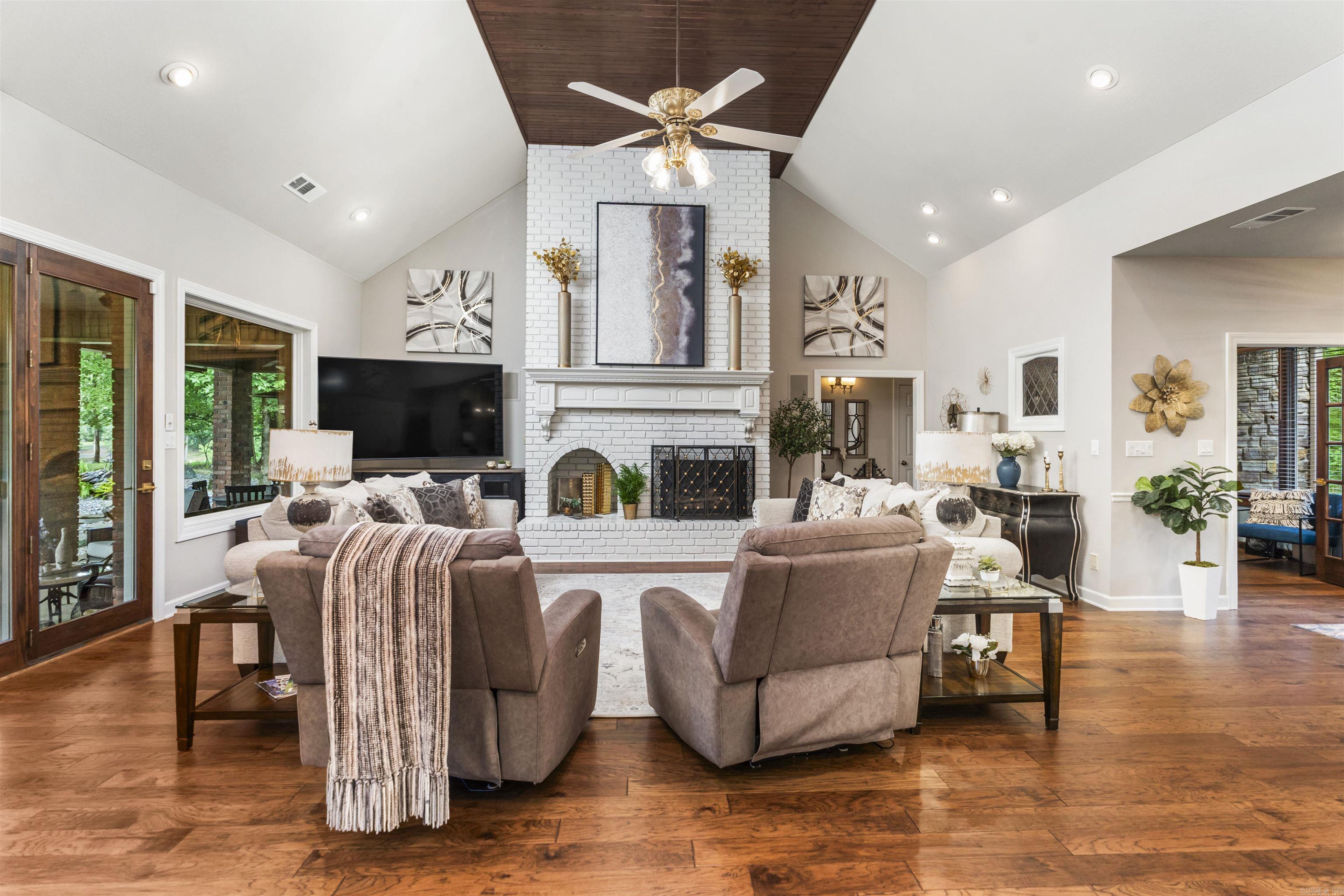 8 Darro Way Hot Springs Village, AR 71909-7764