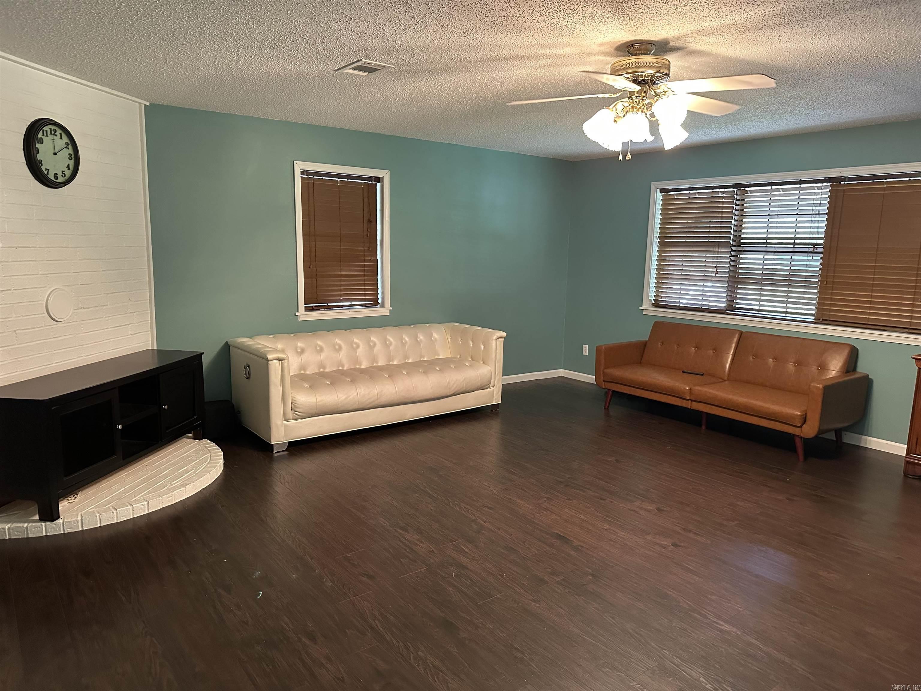 104 Foxchase  Searcy, AR