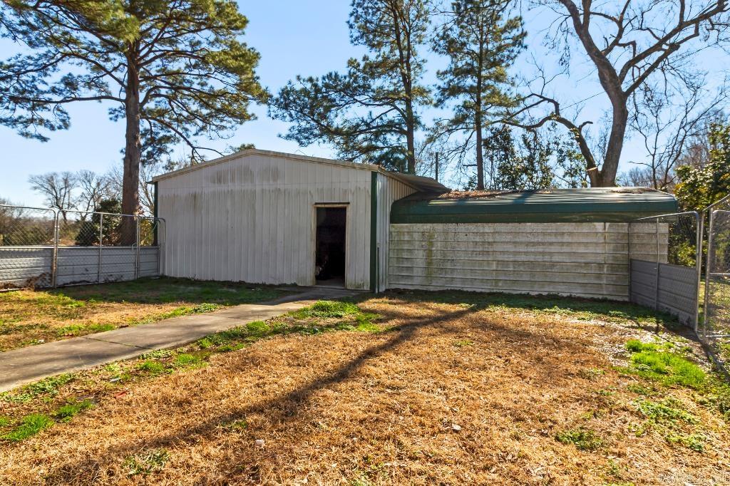 1303 E Highway 236  Lonoke, AR