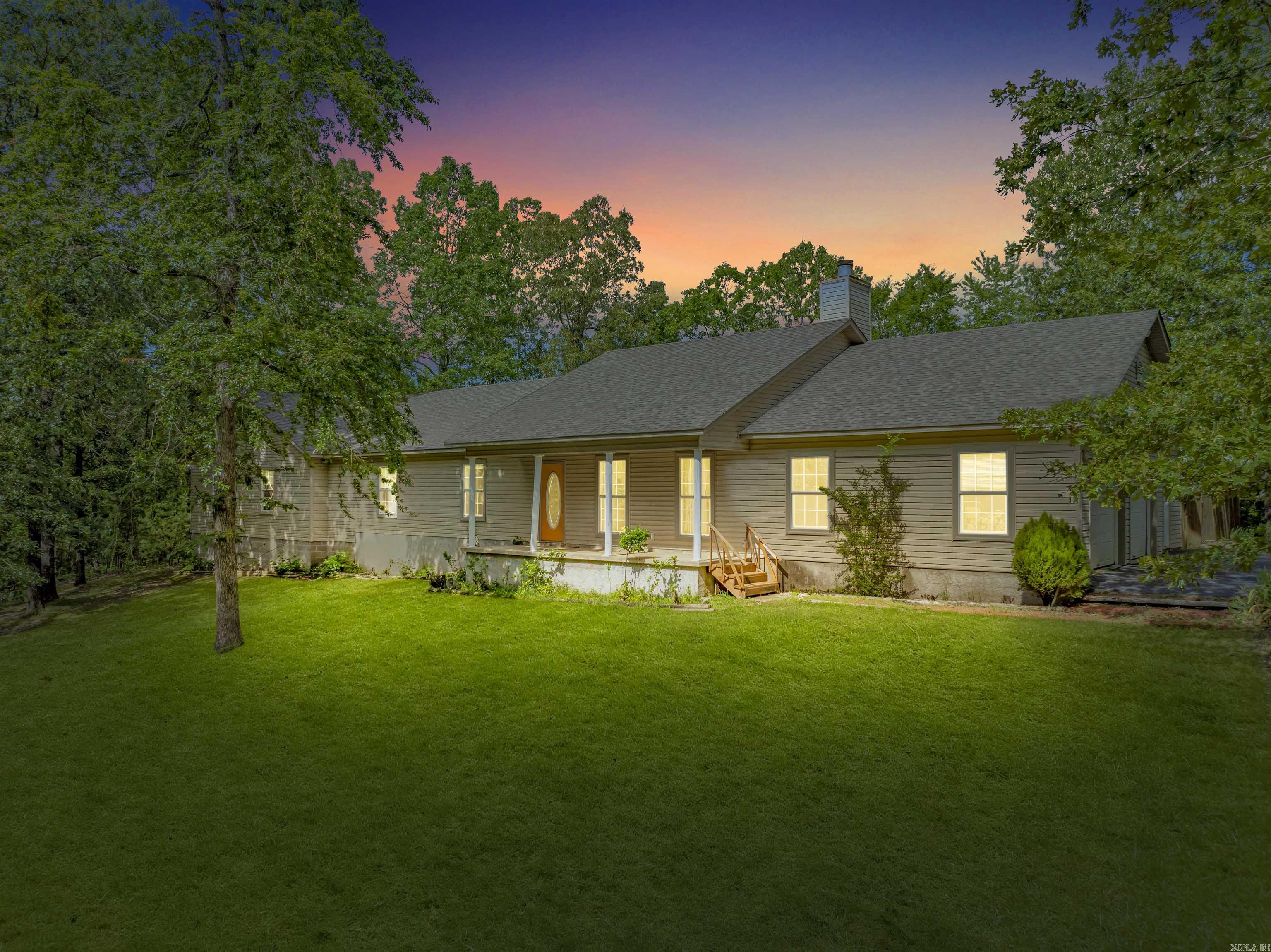 967 Hamilton Dairy Road Hot Springs, AR 71909