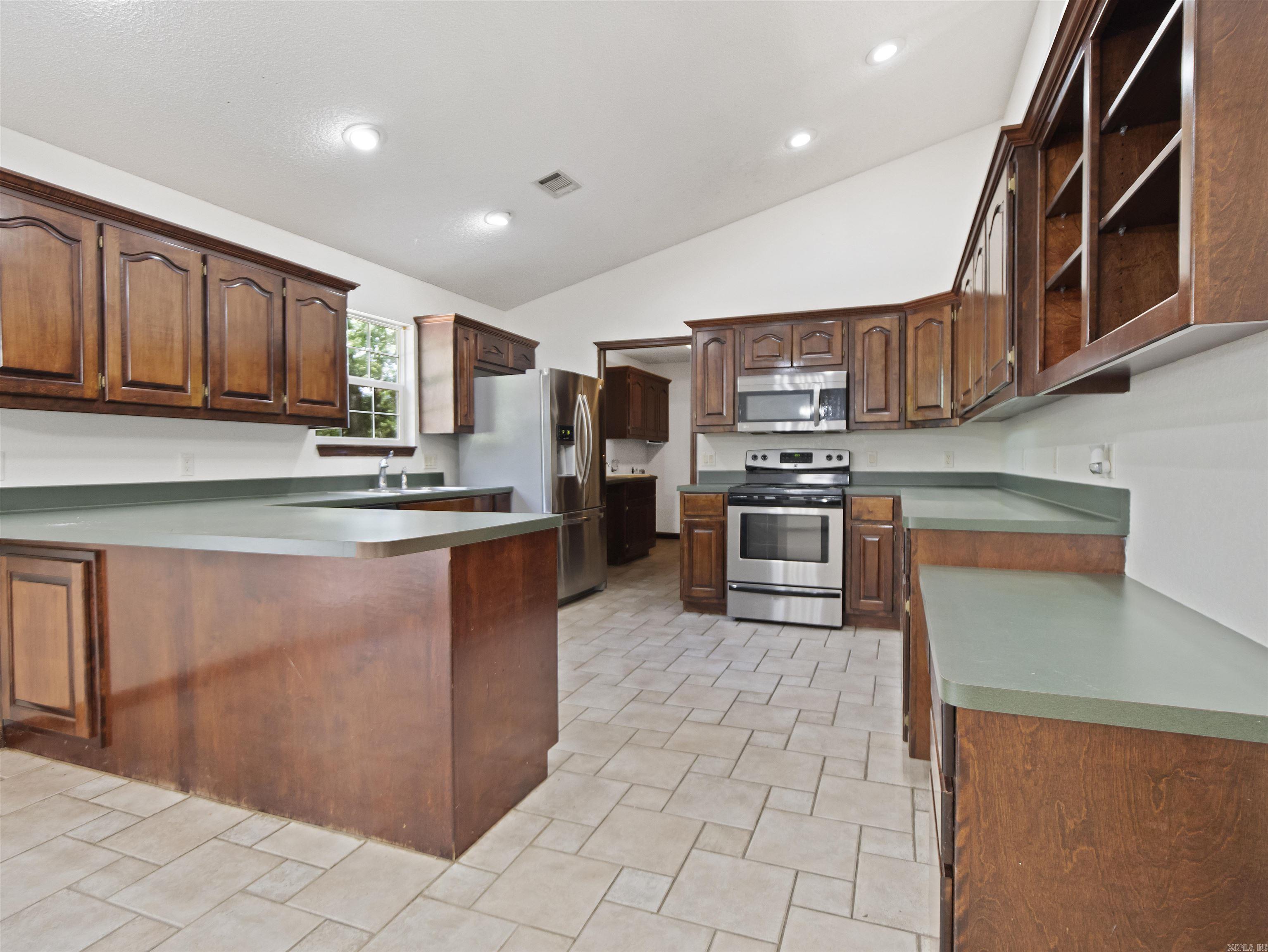 967 Hamilton Dairy Road Hot Springs, AR 71909