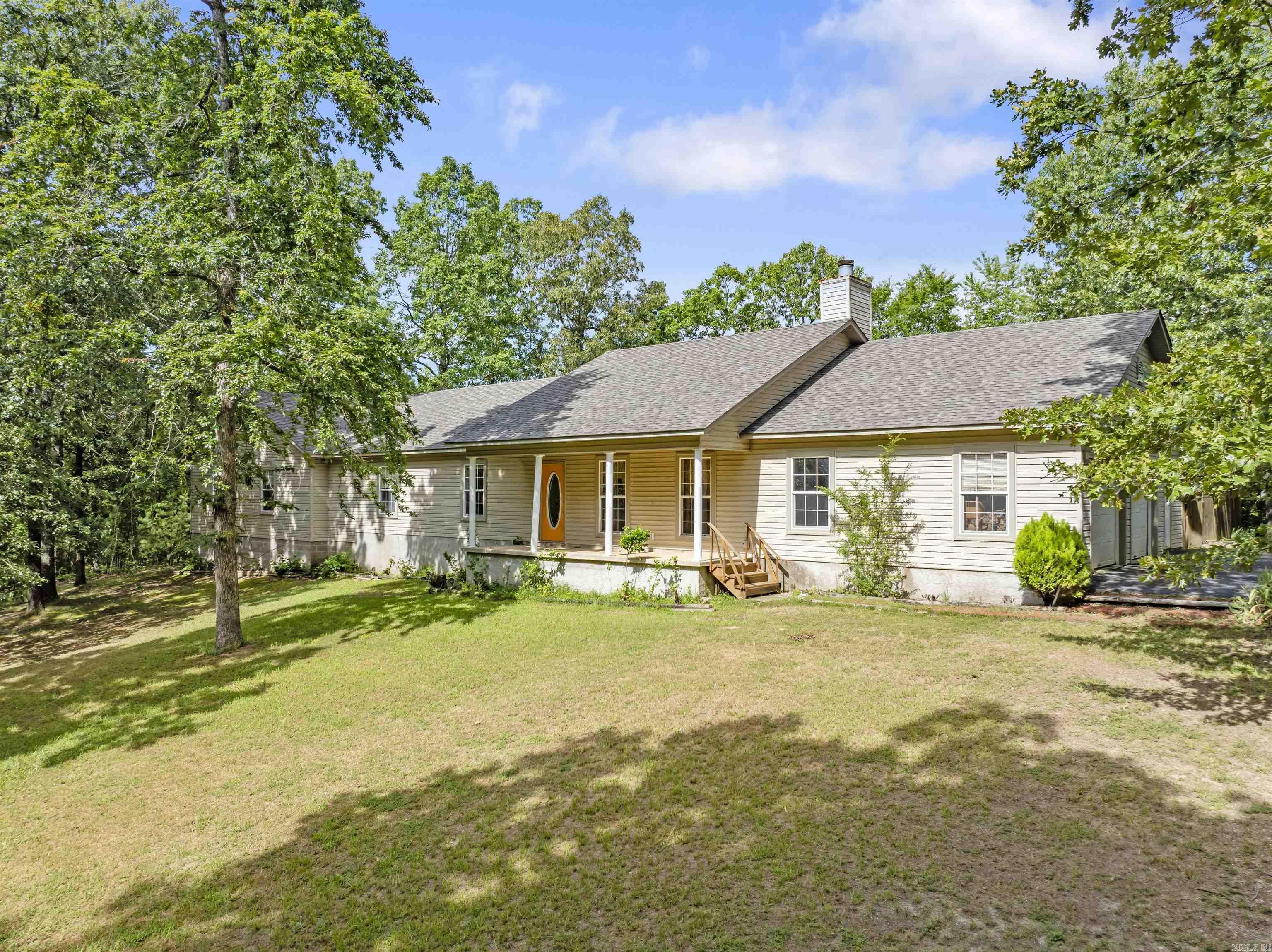 967 Hamilton Dairy Road Hot Springs, AR 71909