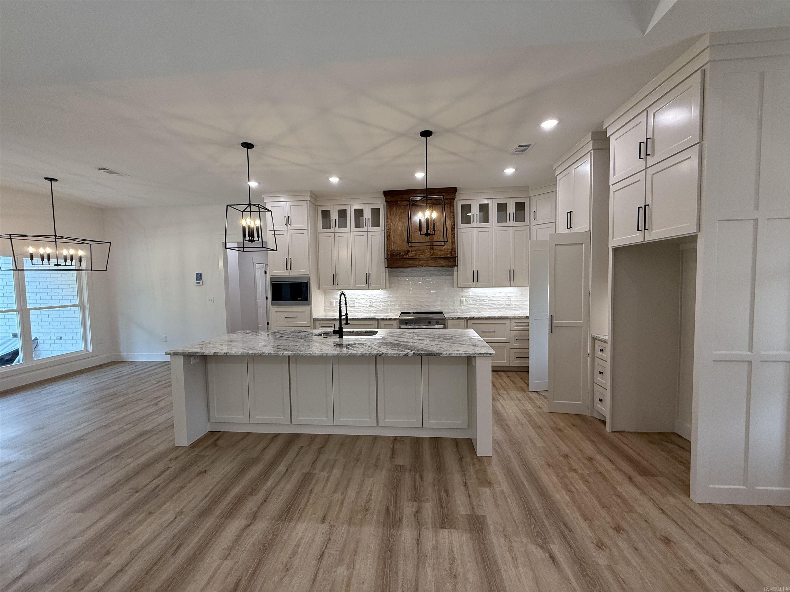 49 Ules Watson Drive  Greenbrier, AR