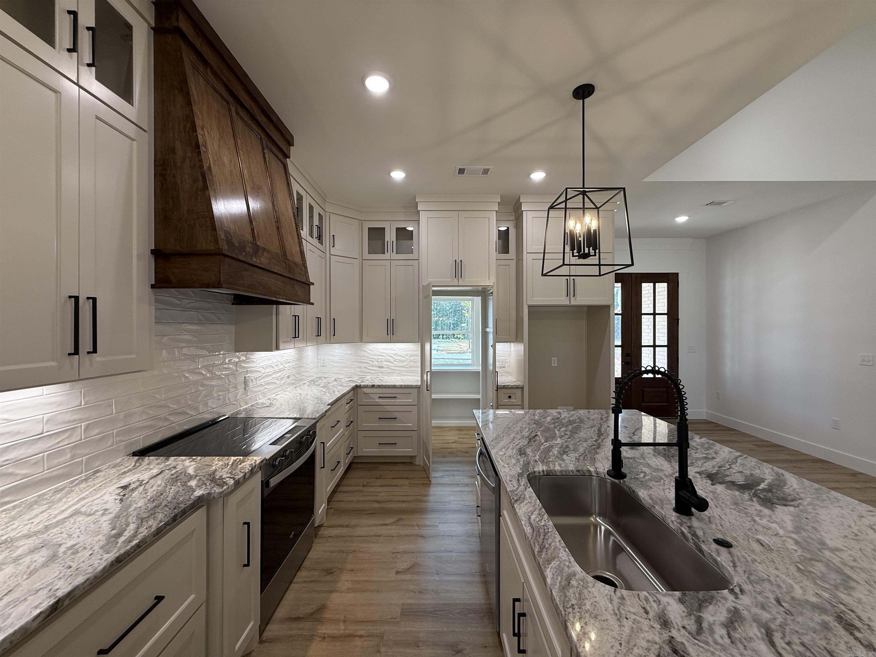 49 Ules Watson Drive  Greenbrier, AR