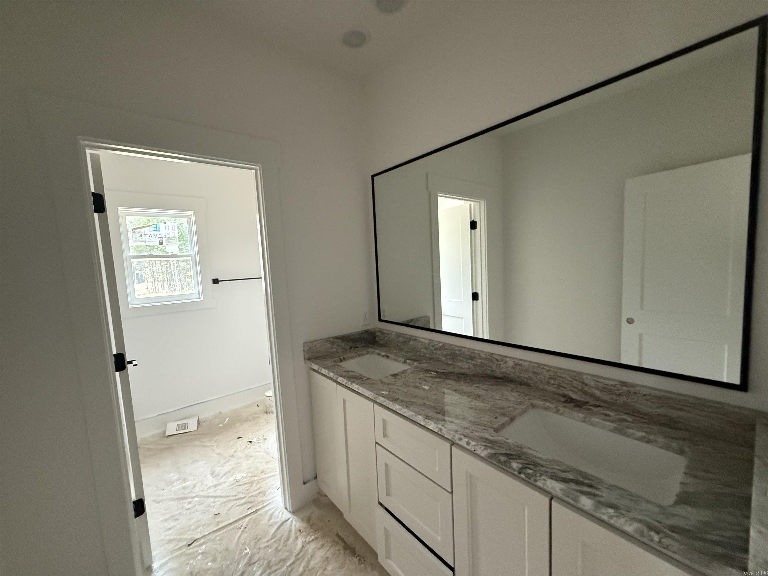 49 Ules Watson Drive Greenbrier, AR 72058