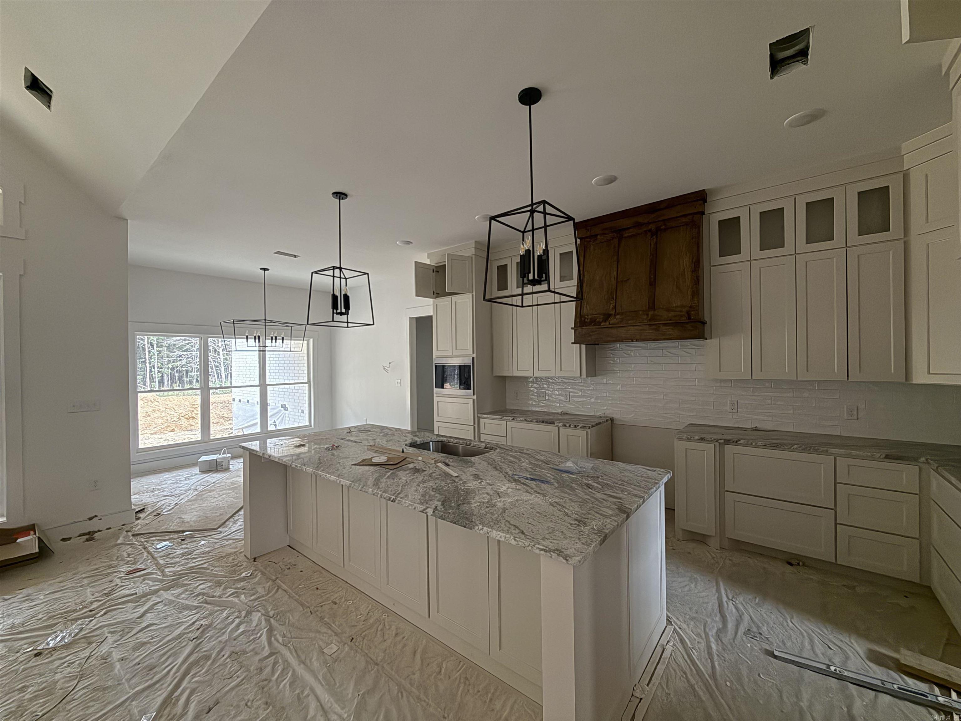 49 Ules Watson Drive Greenbrier, AR 72058