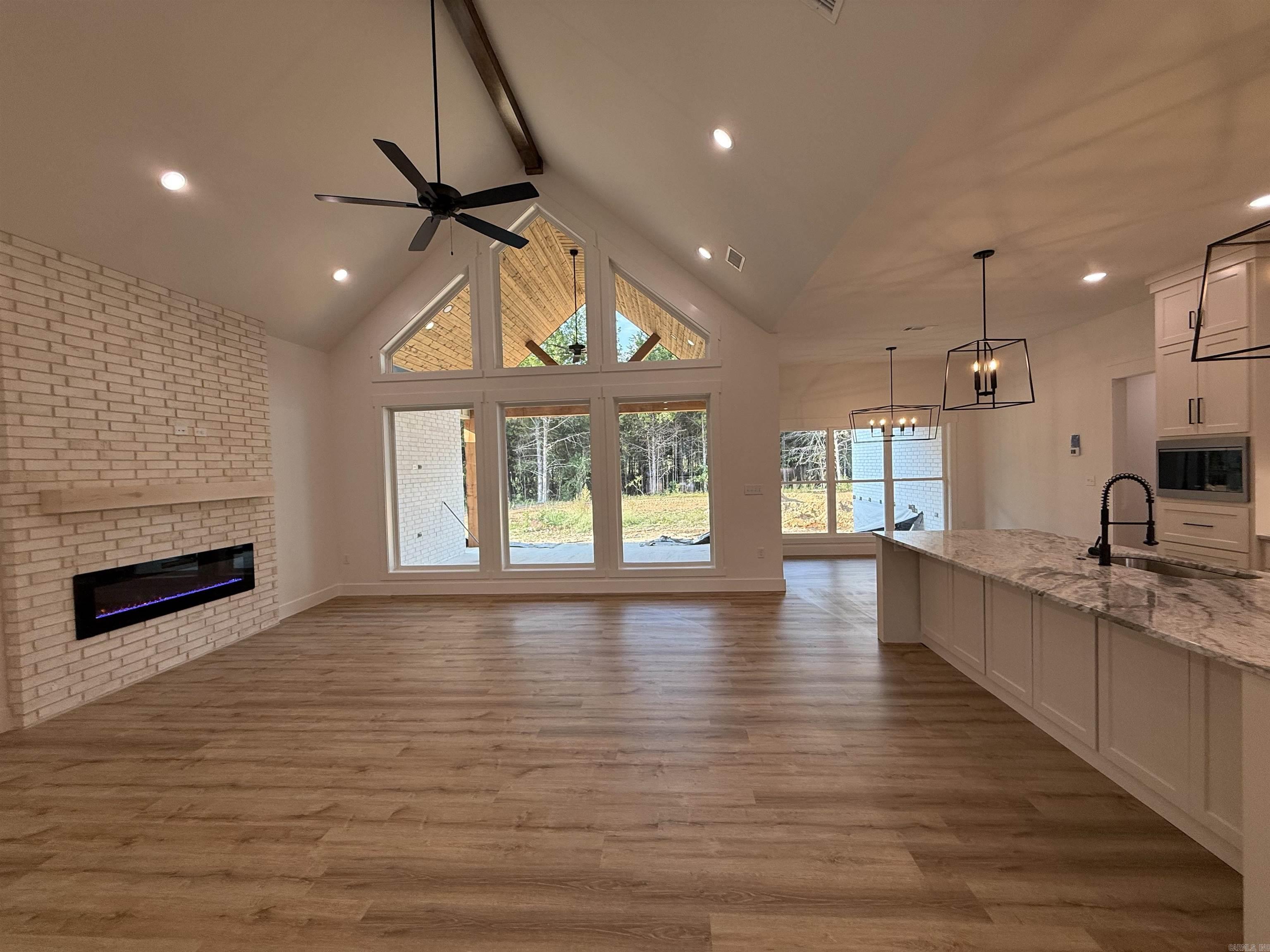 49 Ules Watson Drive  Greenbrier, AR