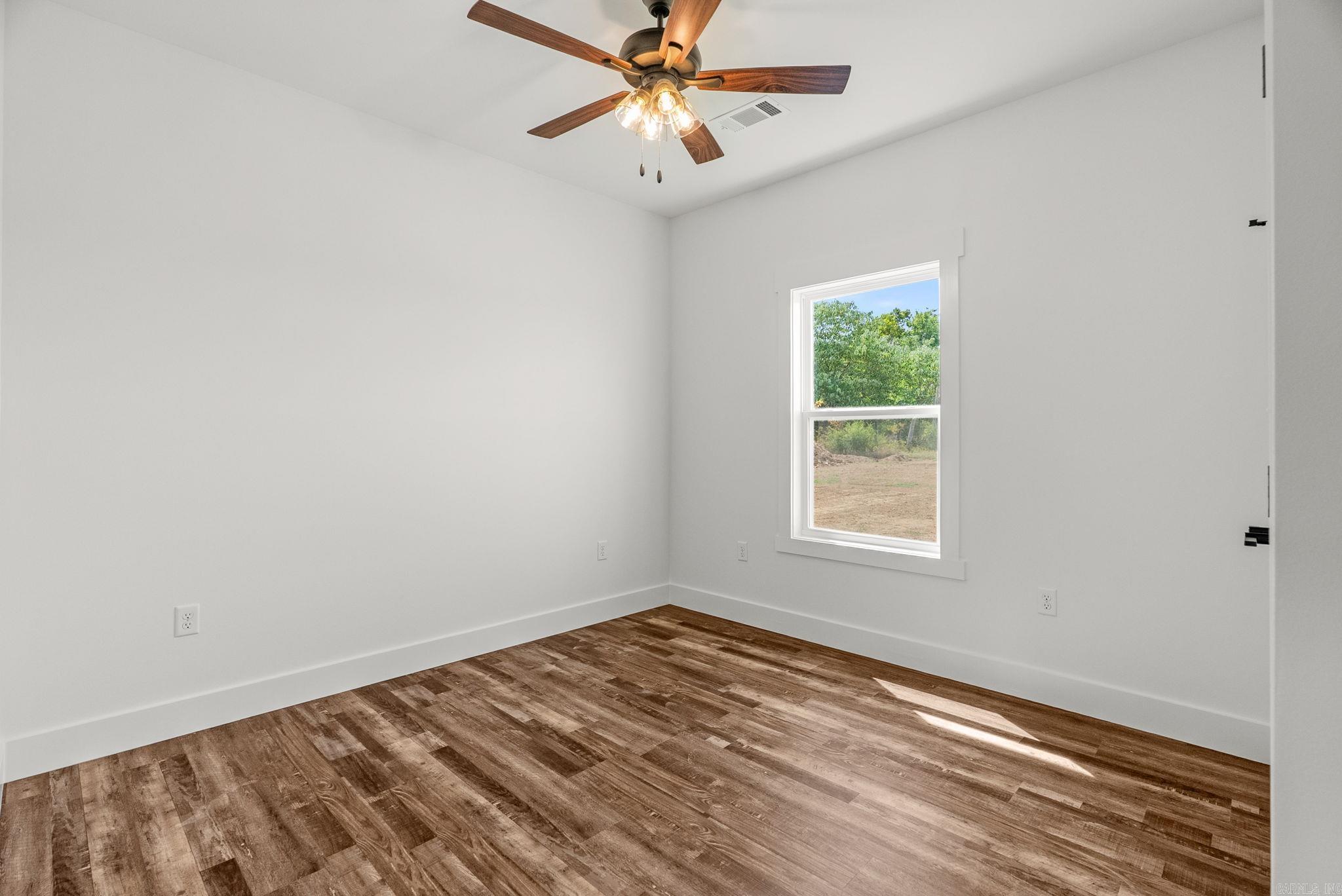 25 West Cedar Hill Road  Greenbrier, AR