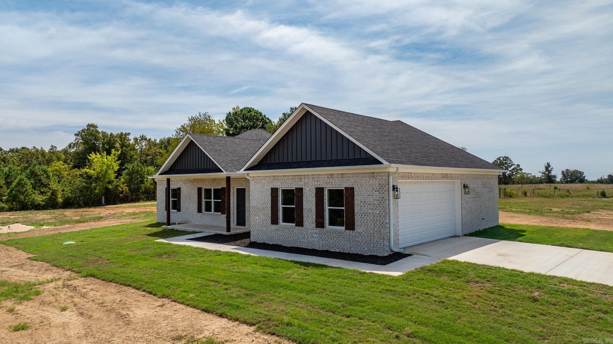 25 West Cedar Hill Road  Greenbrier, AR