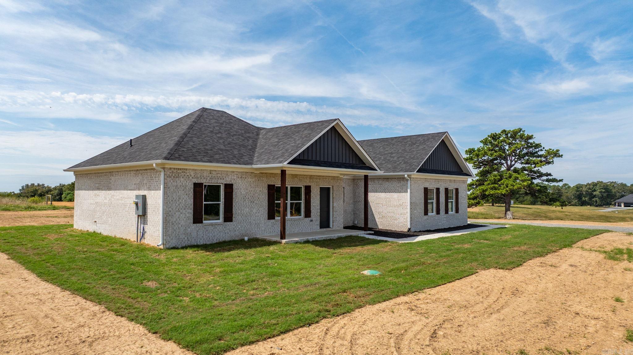 25 West Cedar Hill Road  Greenbrier, AR