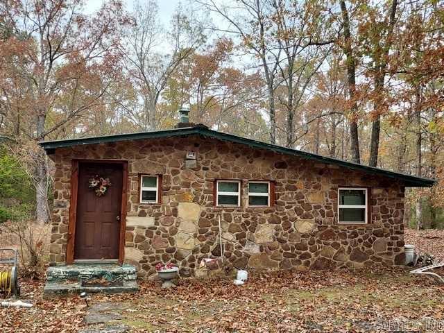 400 Wolfking  Mountain View, AR