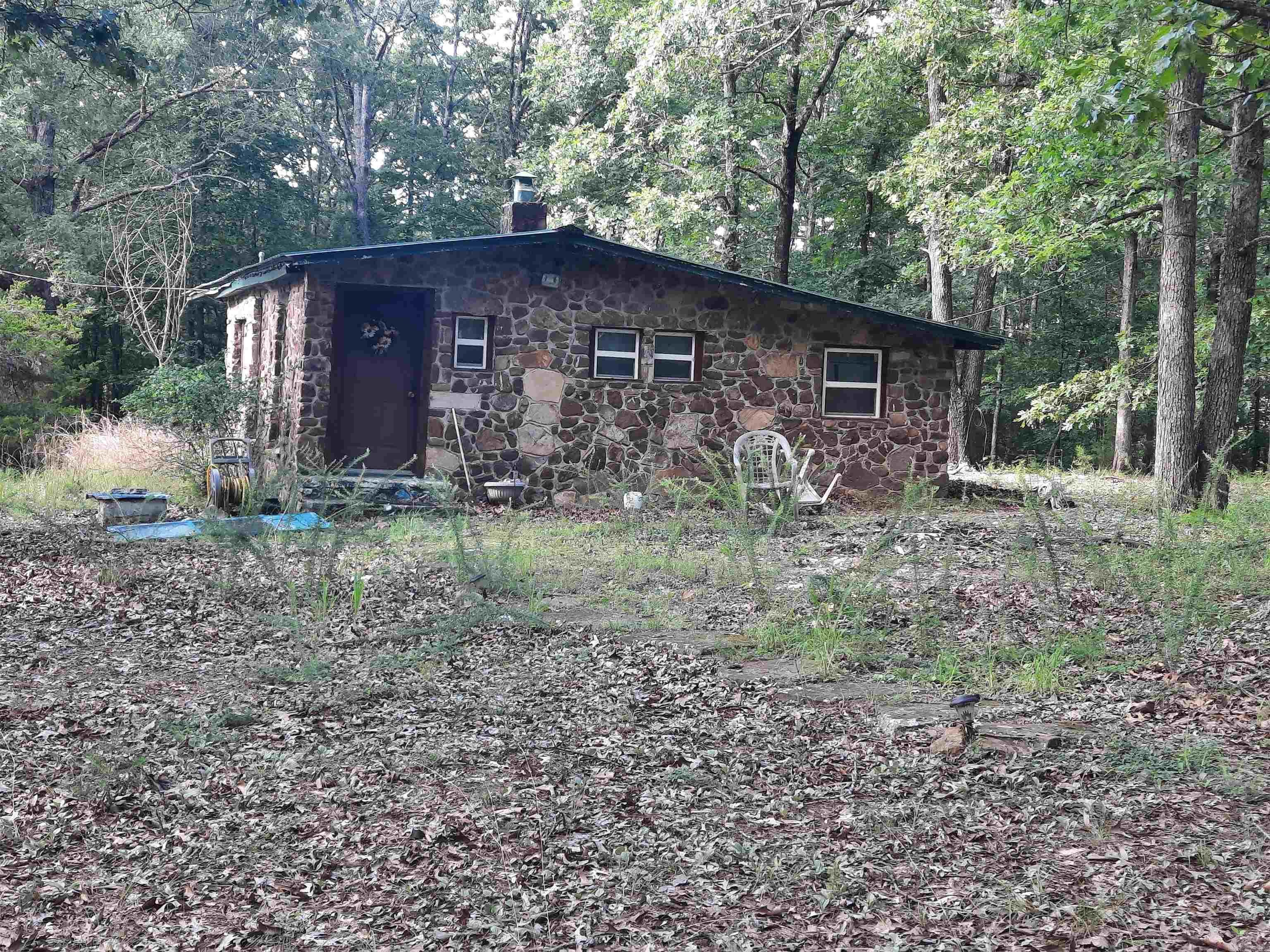 400 Wolfking  Mountain View, AR