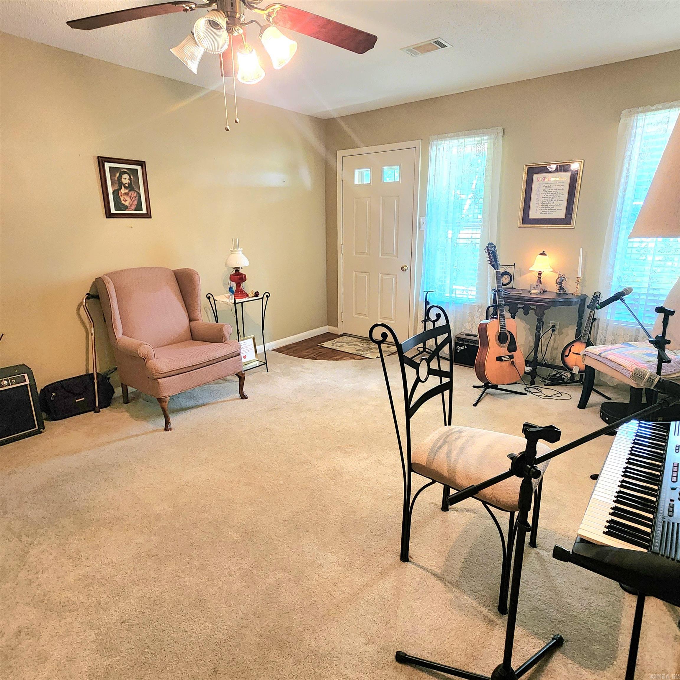 7 Primrose  Greenbrier, AR