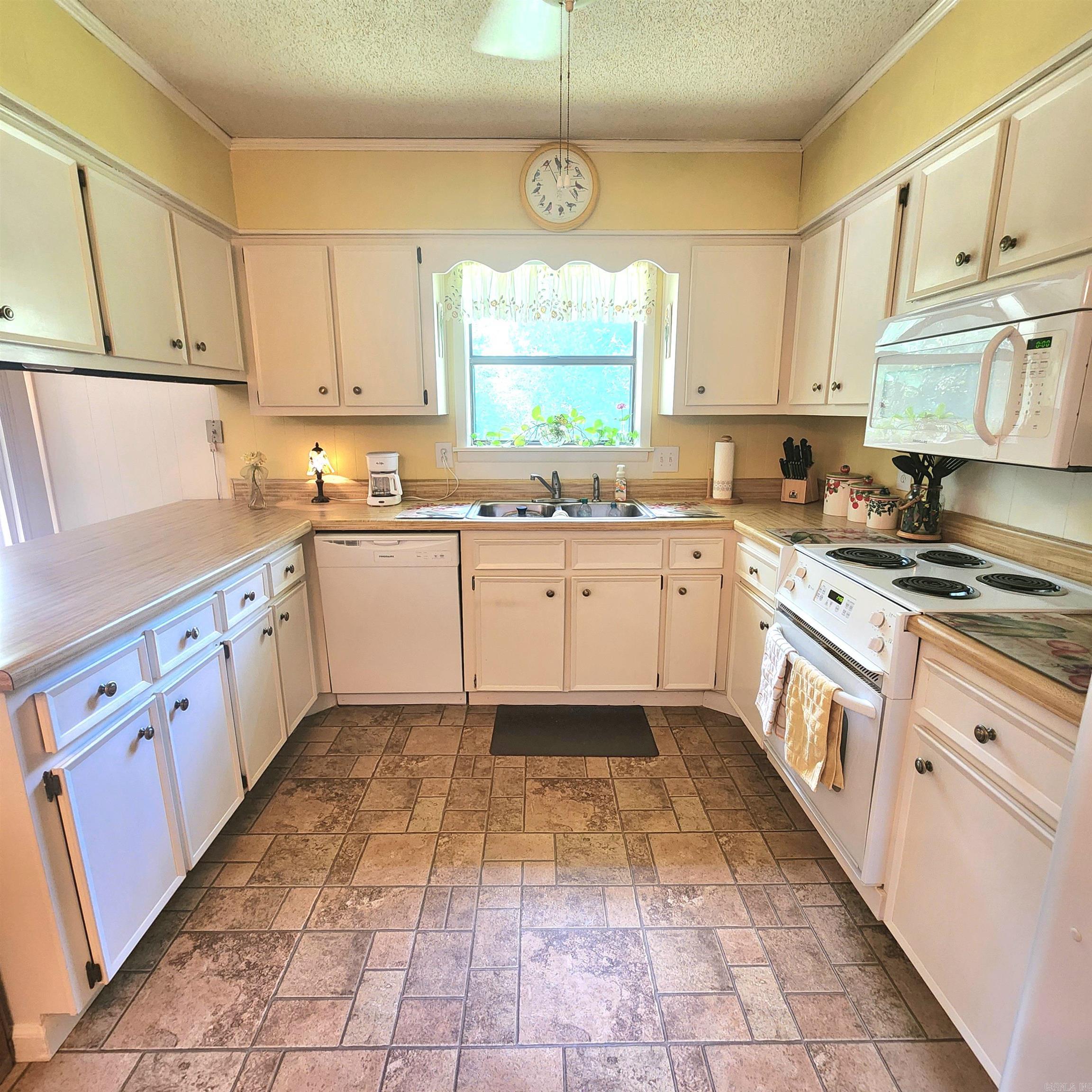 7 Primrose  Greenbrier, AR