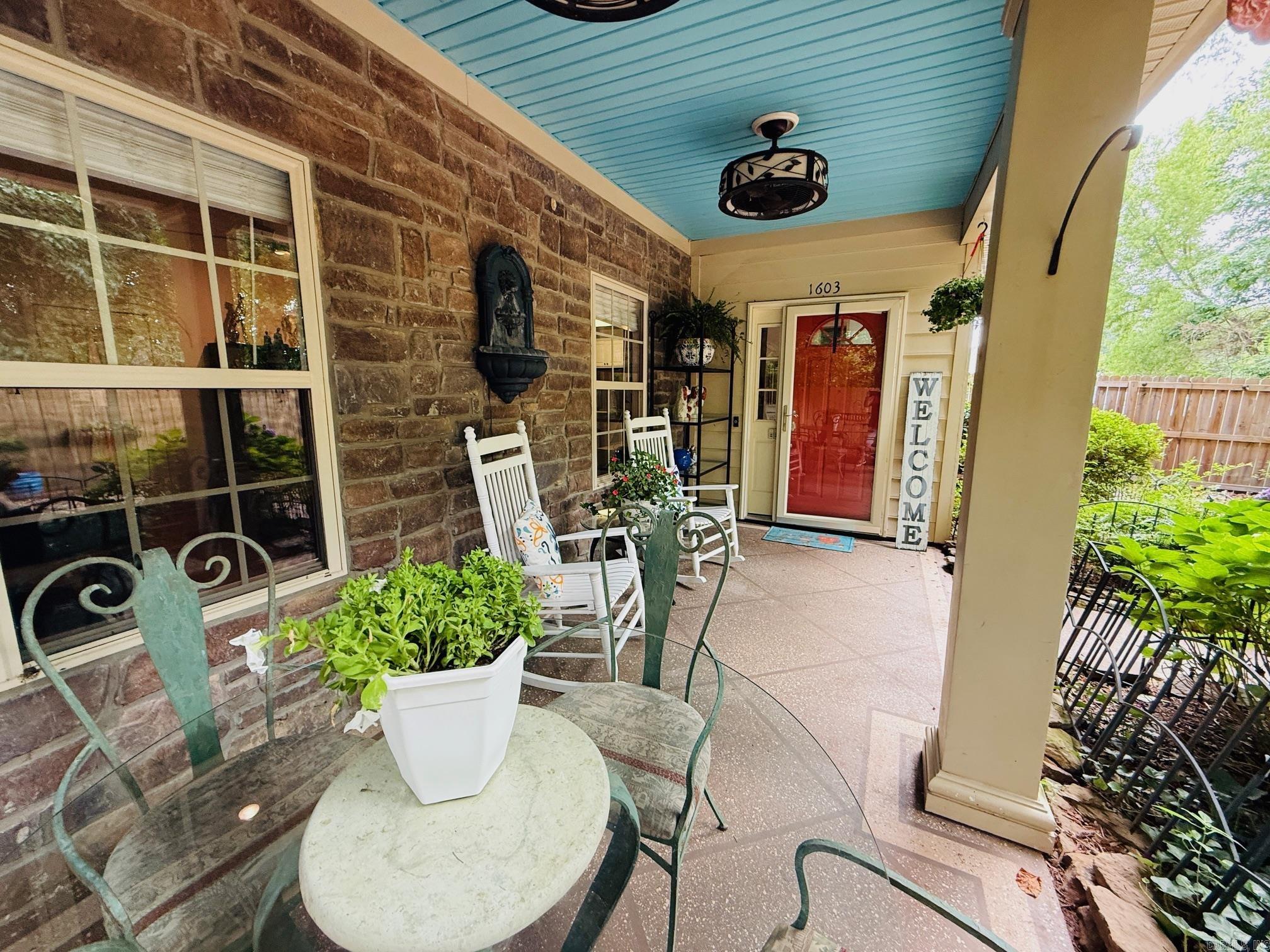 1603 Stagecoach Village  Little Rock, AR