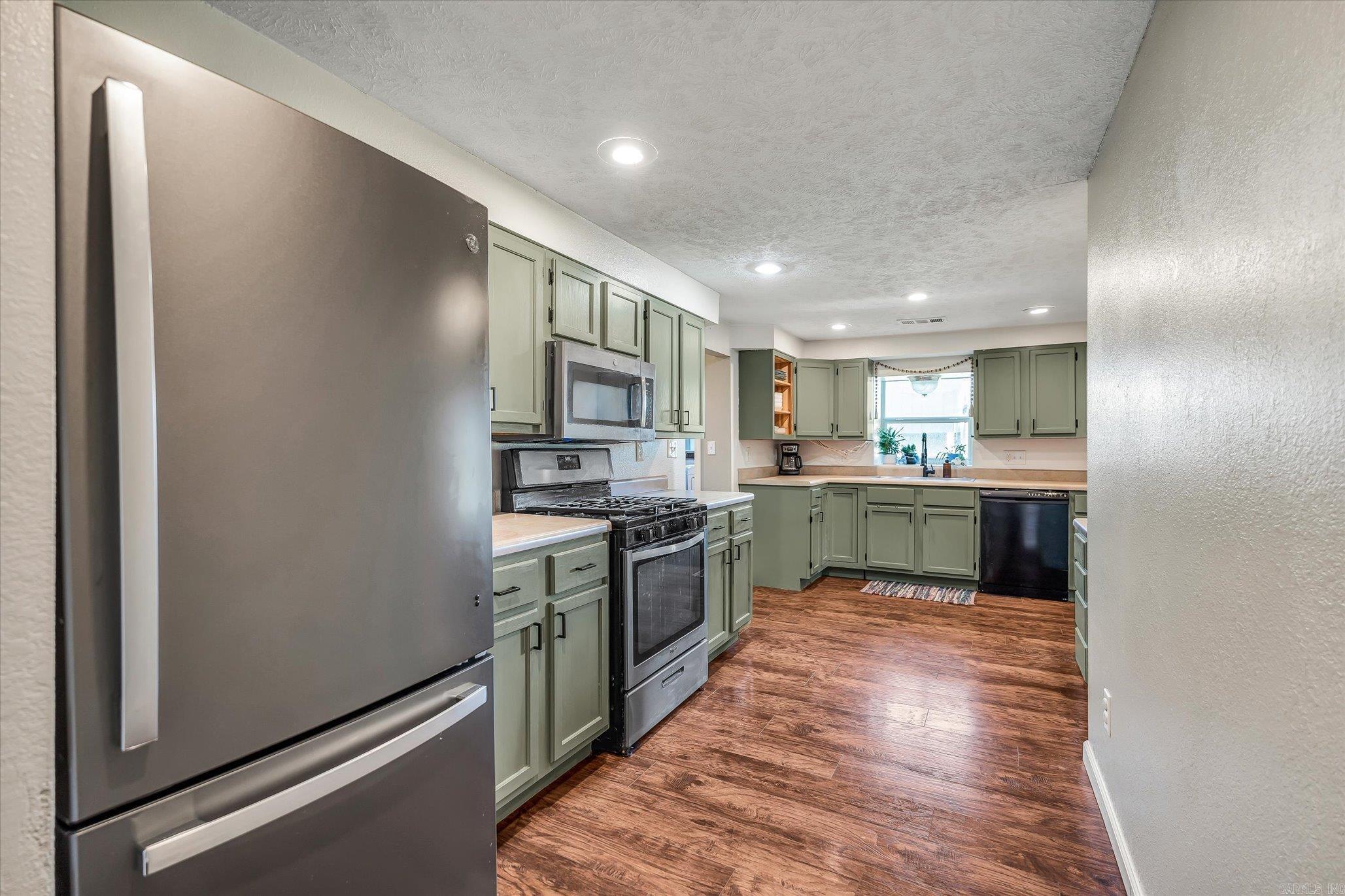 209 CR 832 Henderson, AR 72544