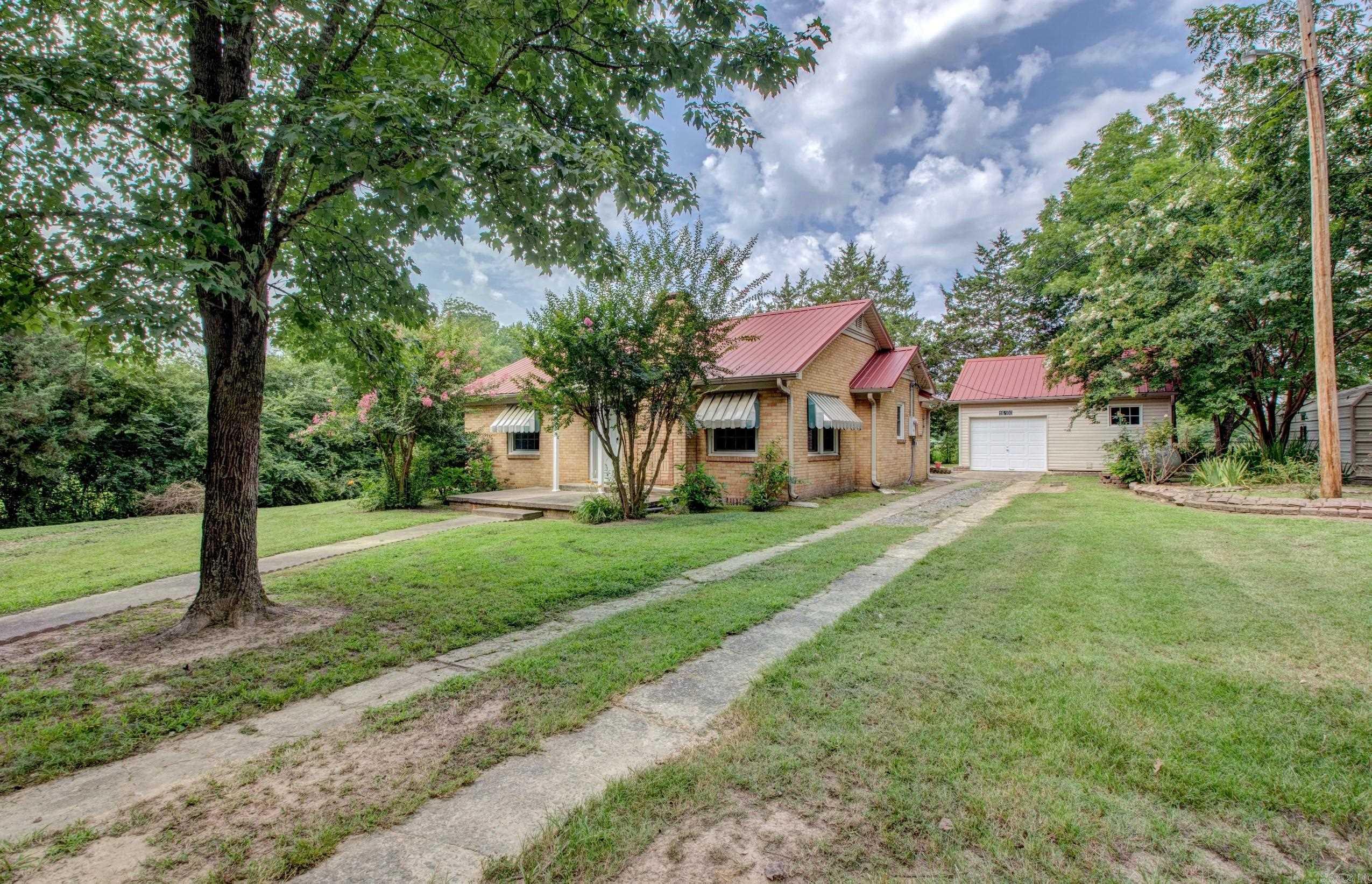 16100 West Street  Roland, AR